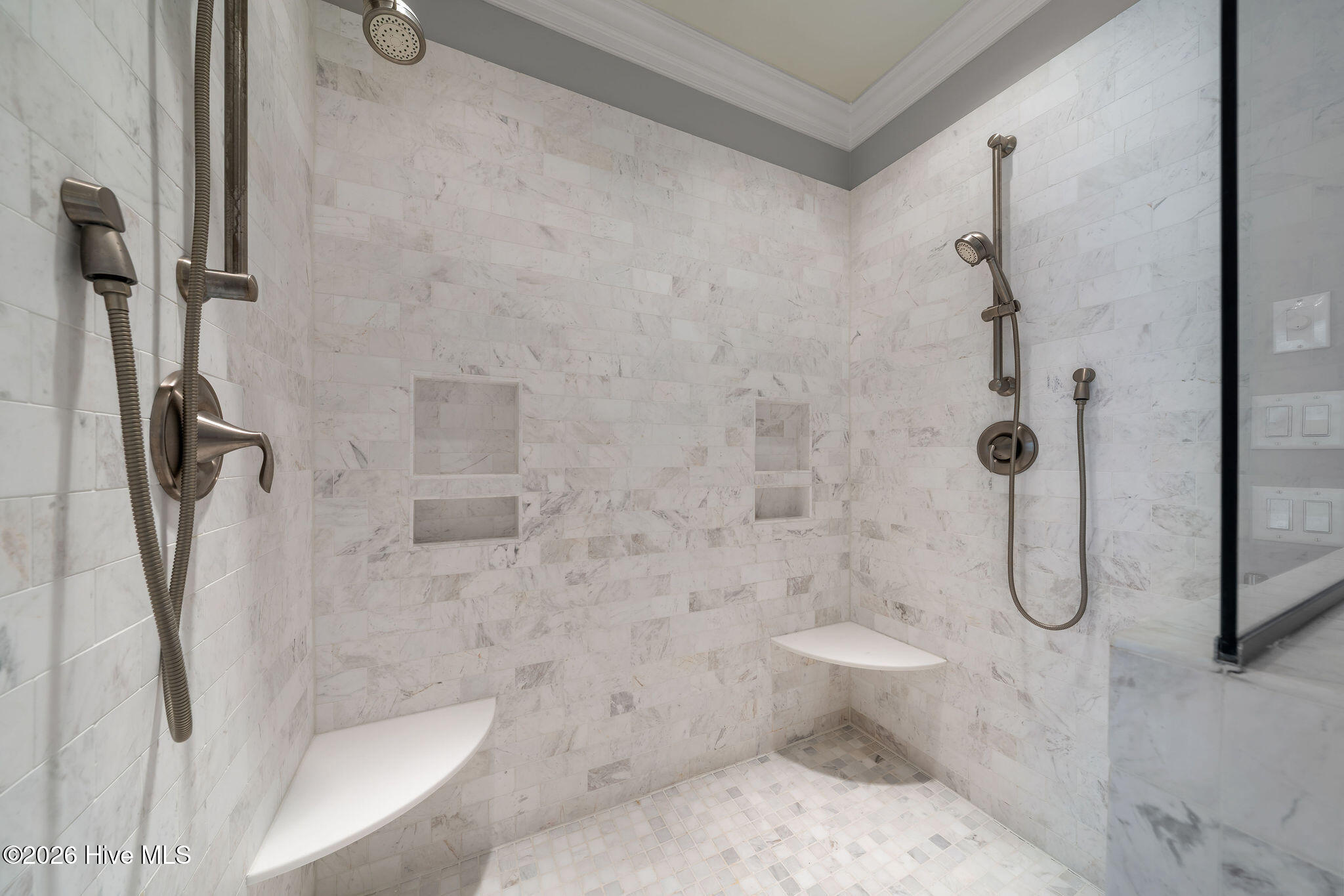 100553604 | Photo 41