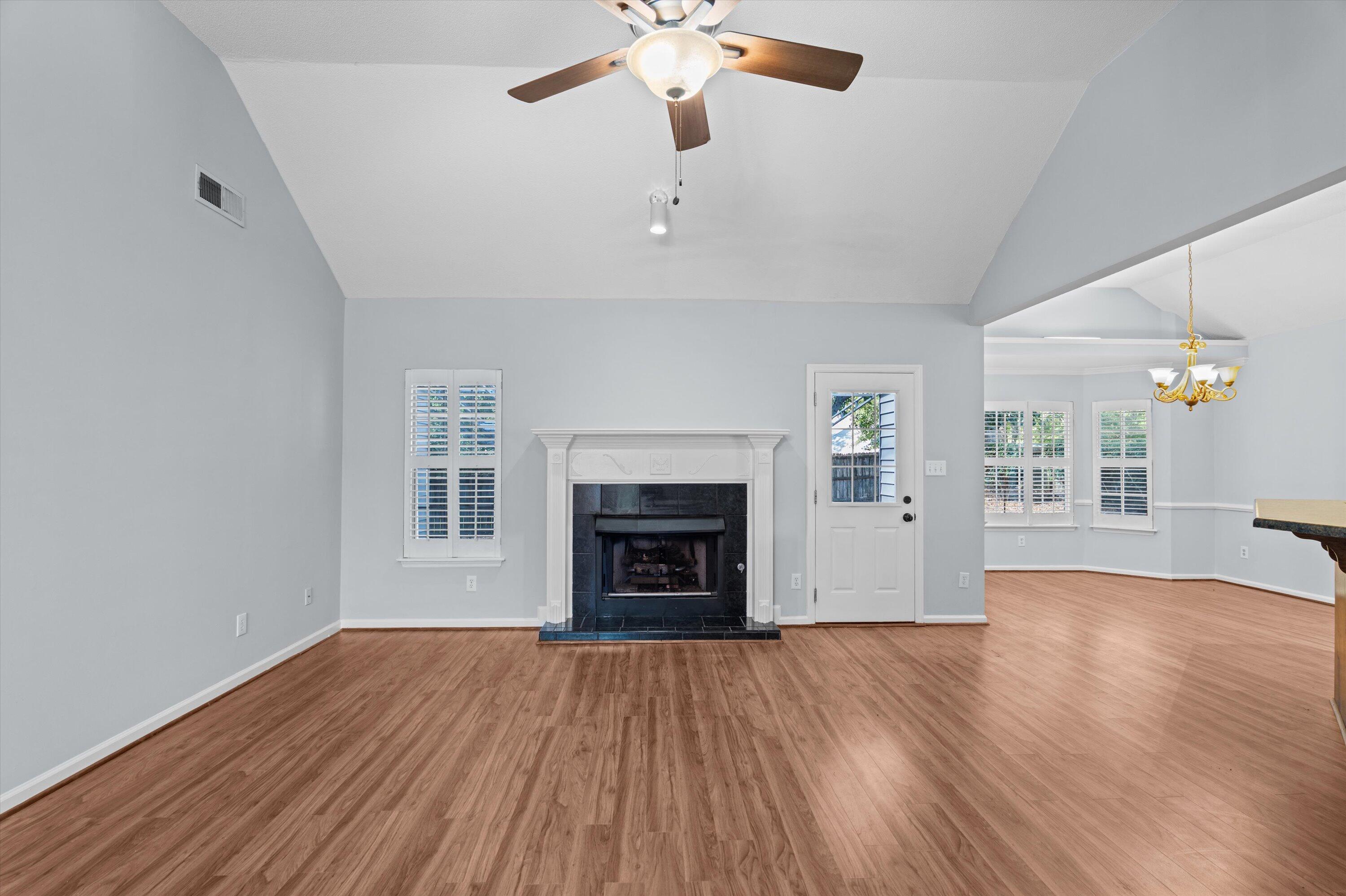 604 Barberry-EvansRealEstateGroup6