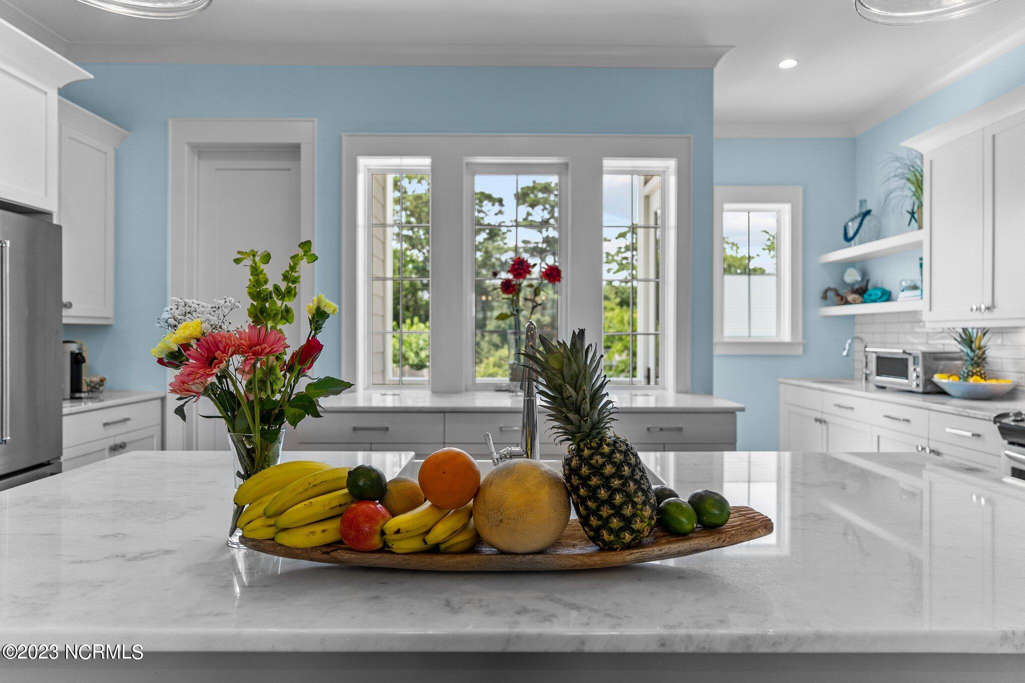 100564956 | Photo 15