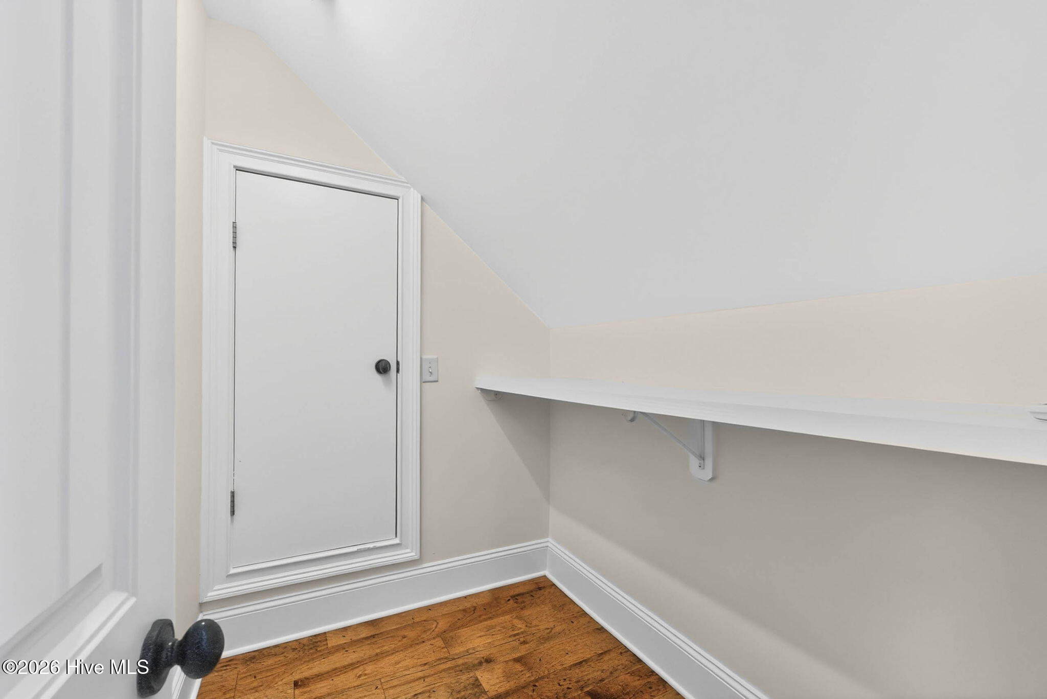 100567612 | Photo 54