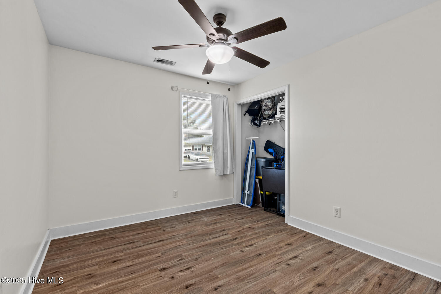 100536687 | Photo 13