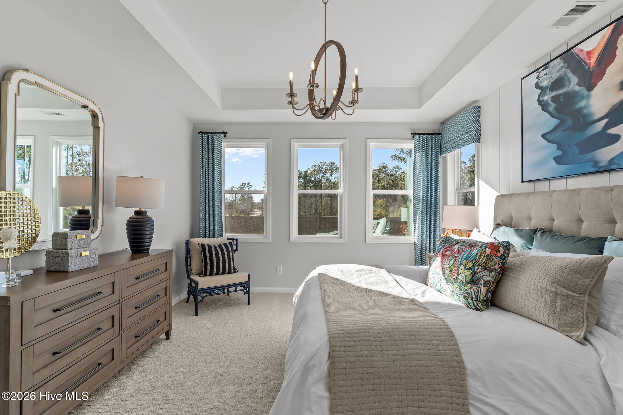 100516667 | Photo 25