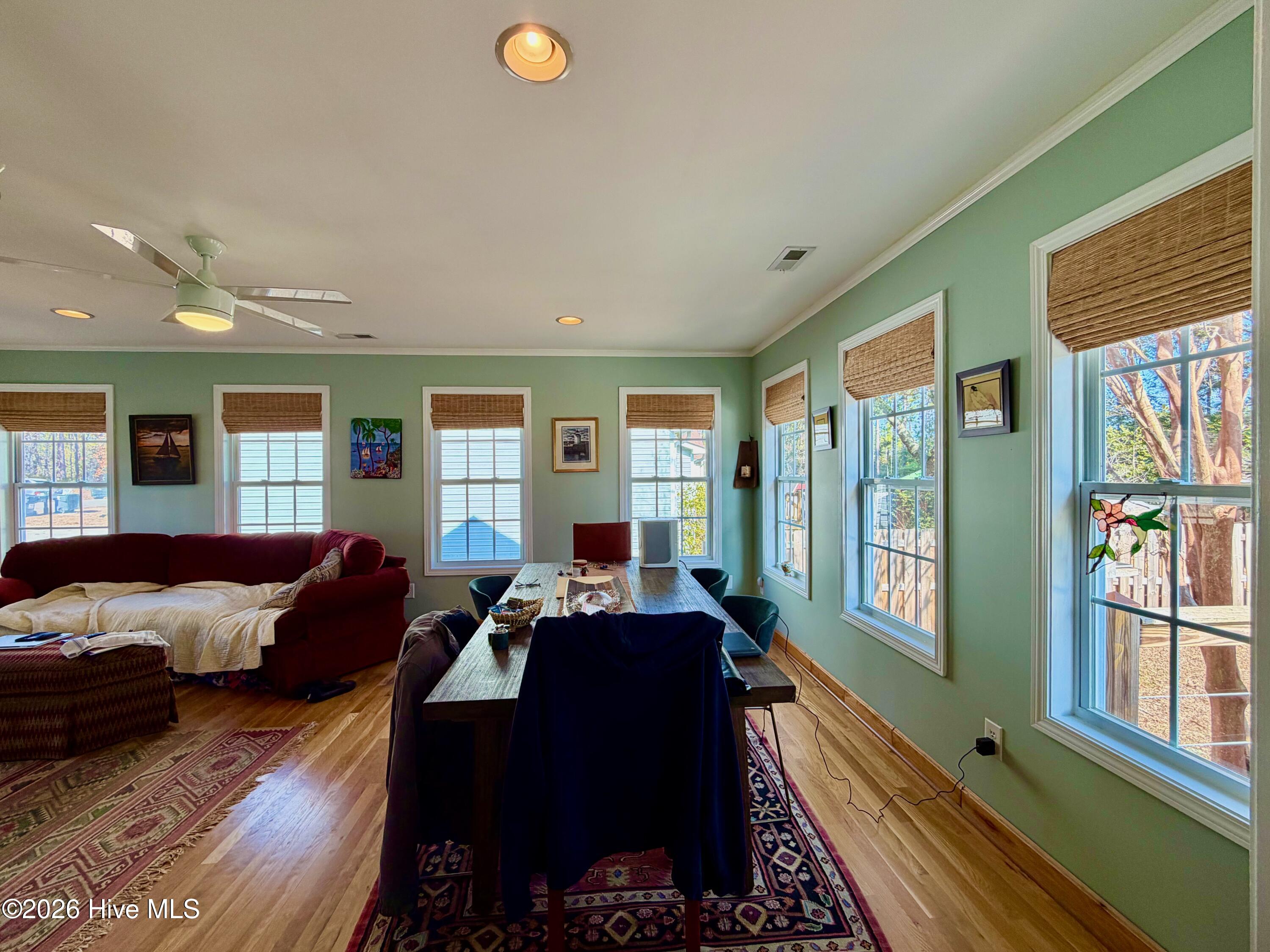 100553297 | Photo 20