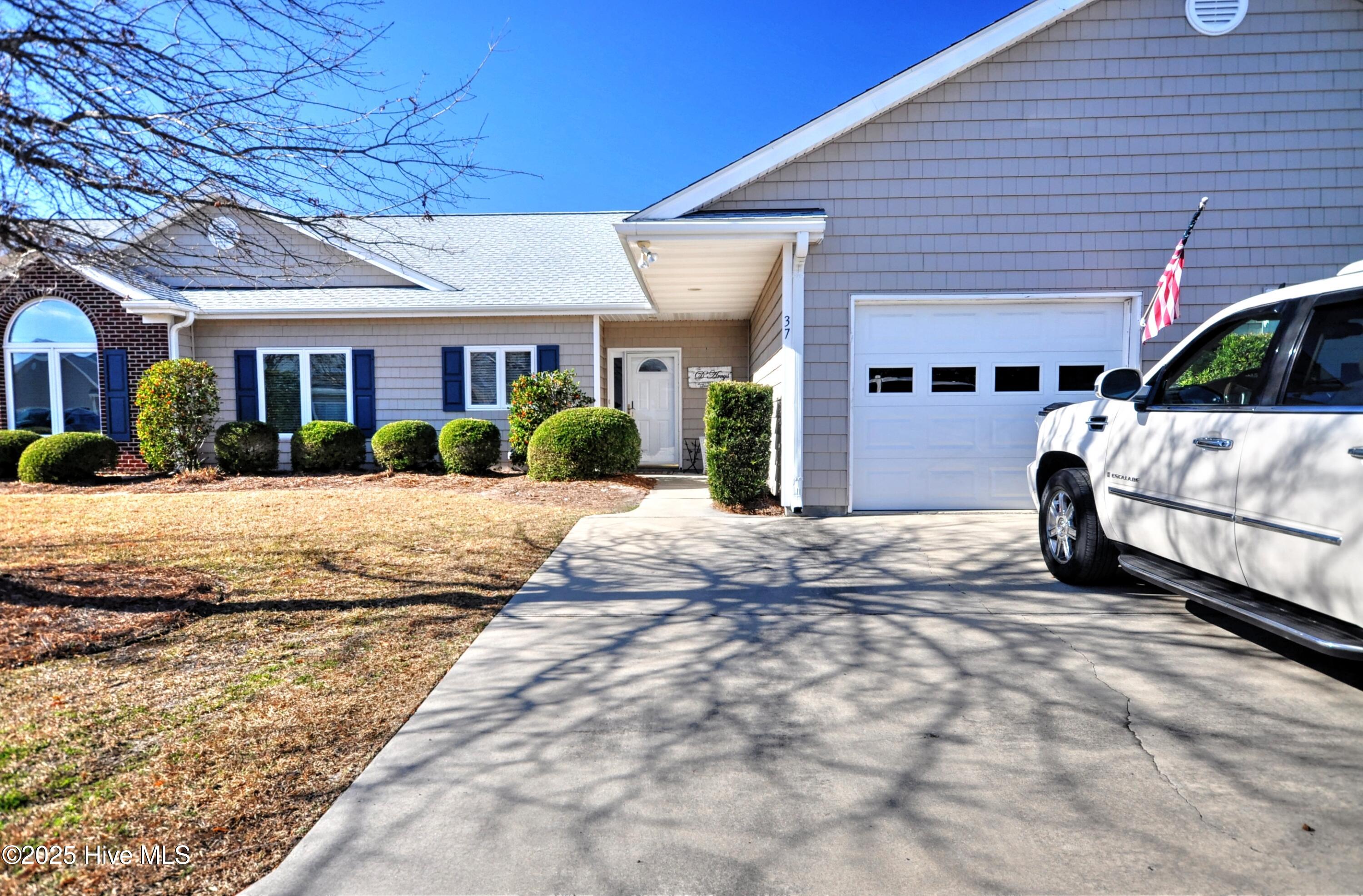 100547082 | Photo 32