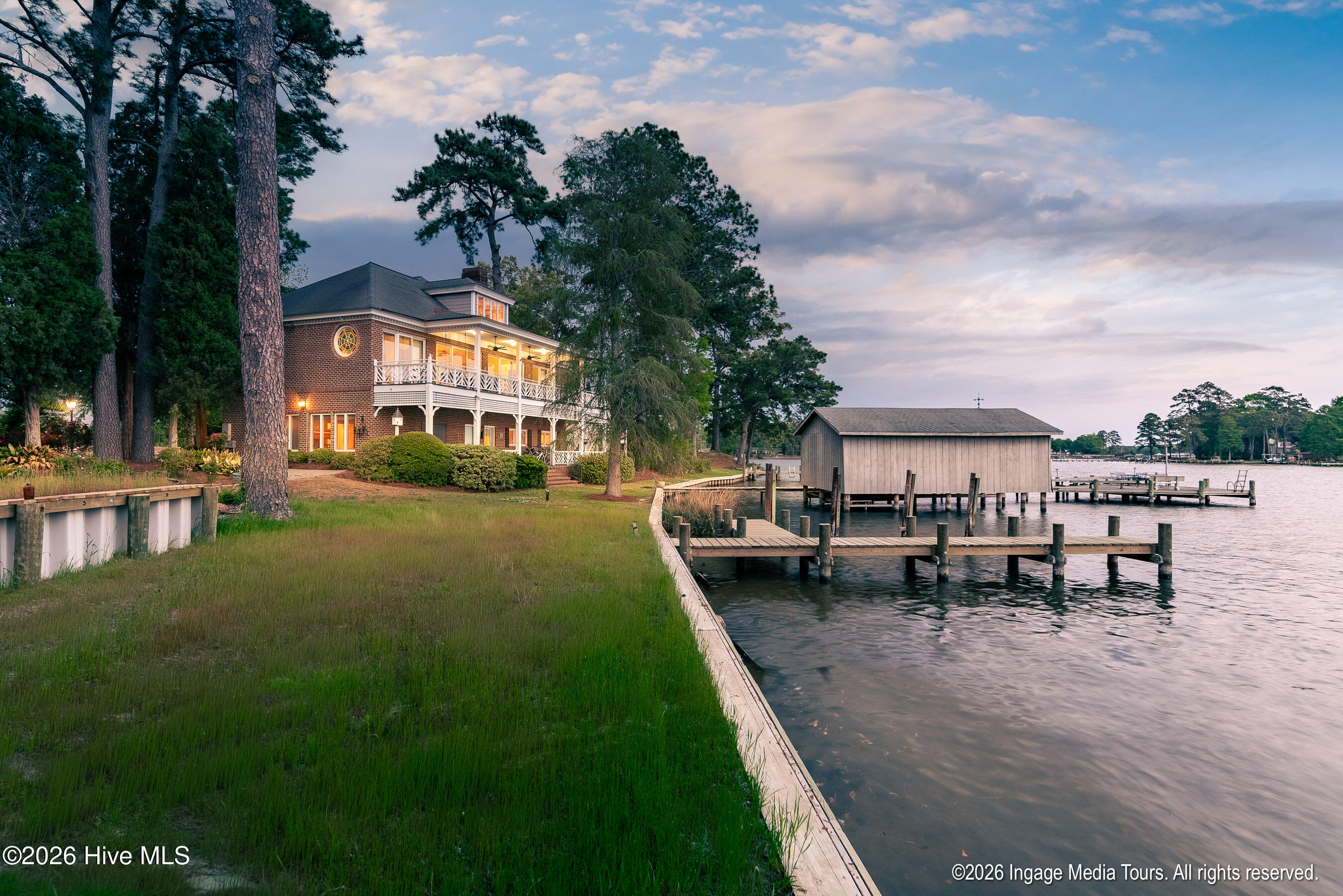423 Handy'S Point, Bath, North Carolina, 6 Bedrooms Bedrooms, 11 Rooms Rooms,5 BathroomsBathrooms,Single family residence,For sale,Handy'S Point,100570747 423 Handy'S Point, Bath, North Carolina, 6 Bedrooms Bedrooms, 11 Rooms Rooms,5 BathroomsBathrooms,Single family residence,For sale,Handy'S Point,100570747