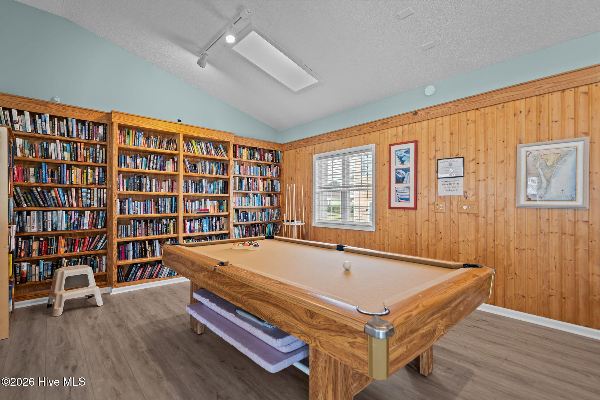 100547752 | Photo 68