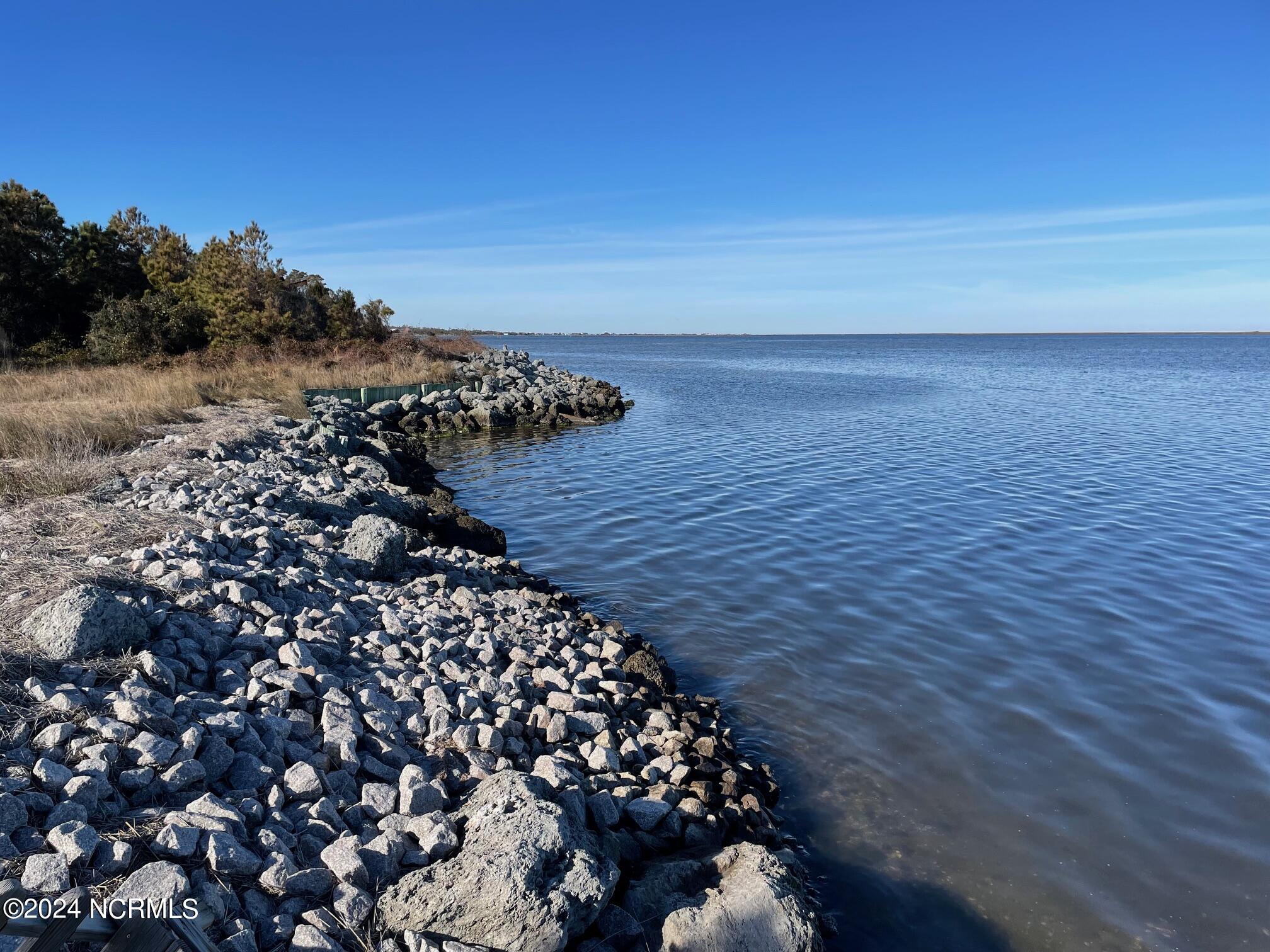 2524 Cedar Island Road,Cedar Island