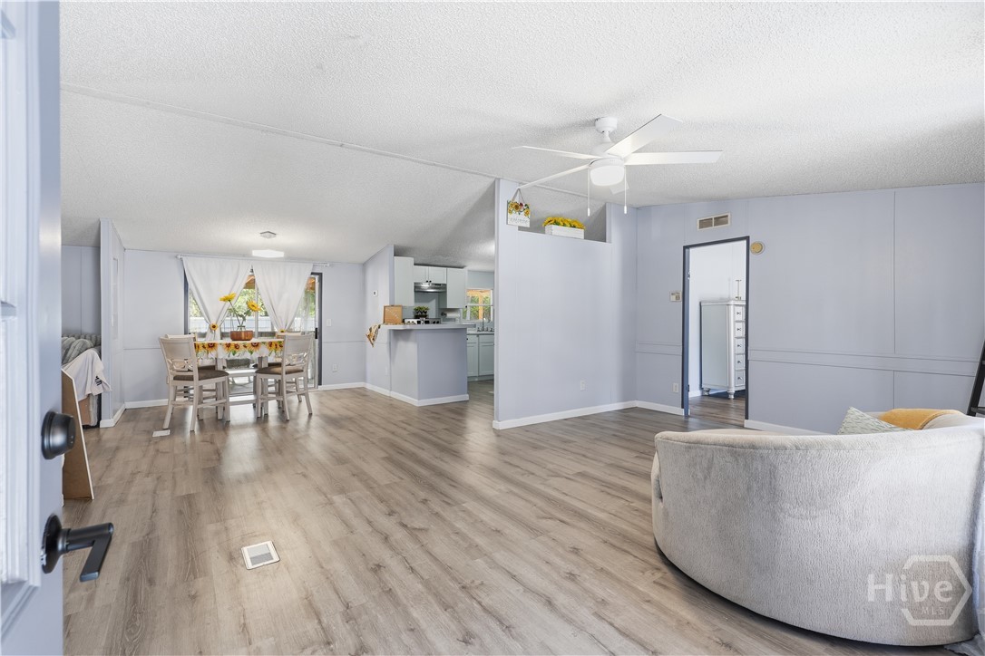 Homes for sale in Bloomingdale, GA | 124 Baldpate Rd, Bloomingdale, GA 31302 | MLS# SA343667