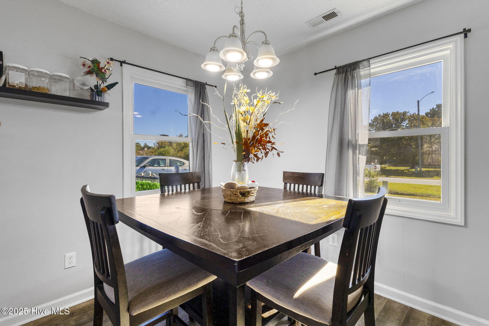 100539752 | Photo 17