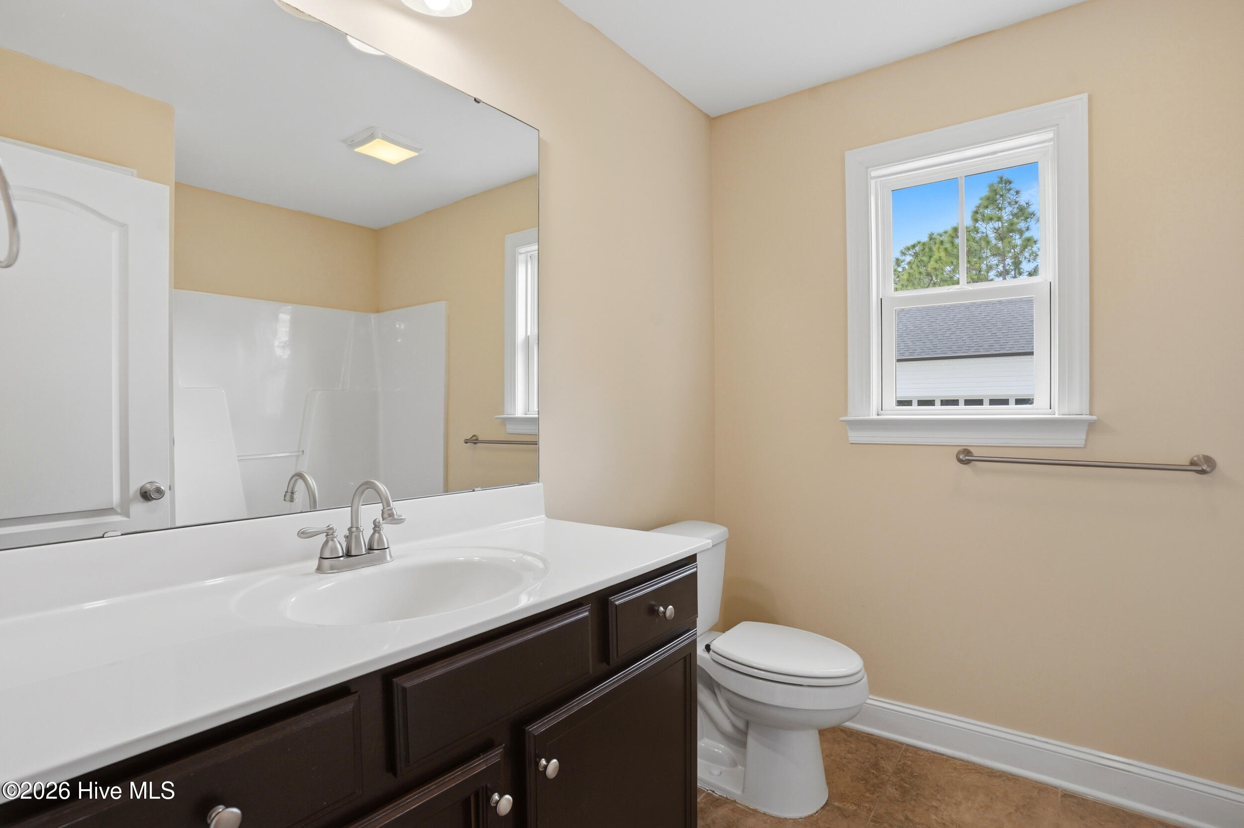 100564598 | Photo 24