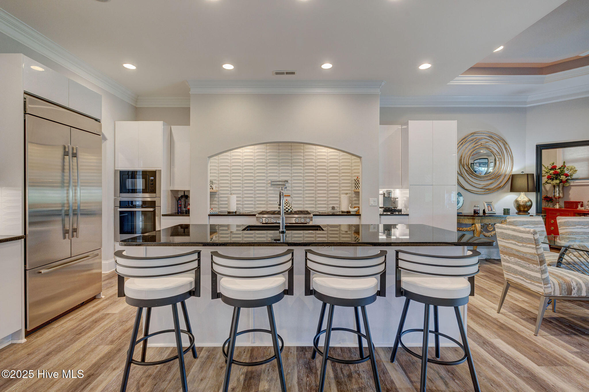 100550746 | Photo 20