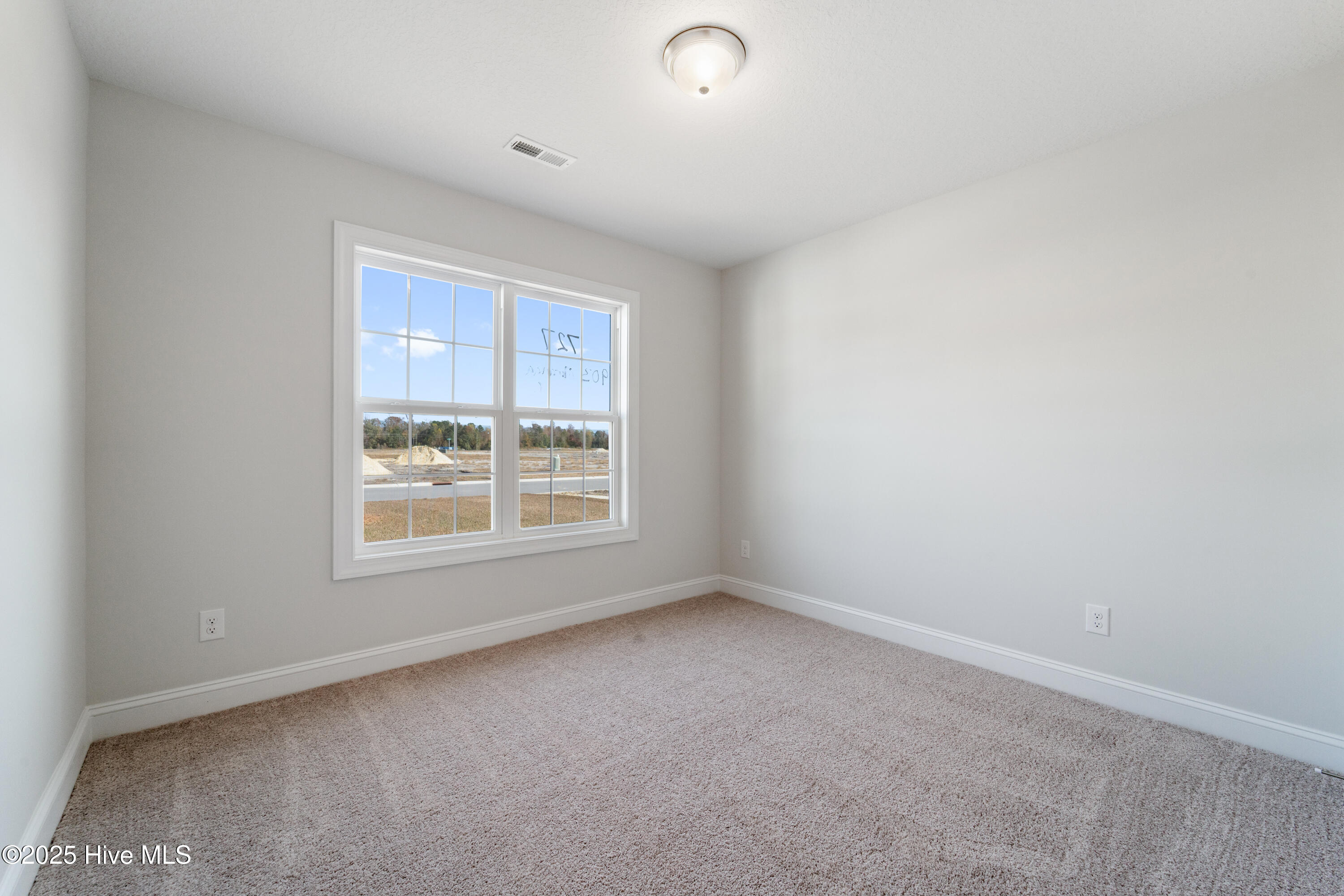 100493464 | Photo 27