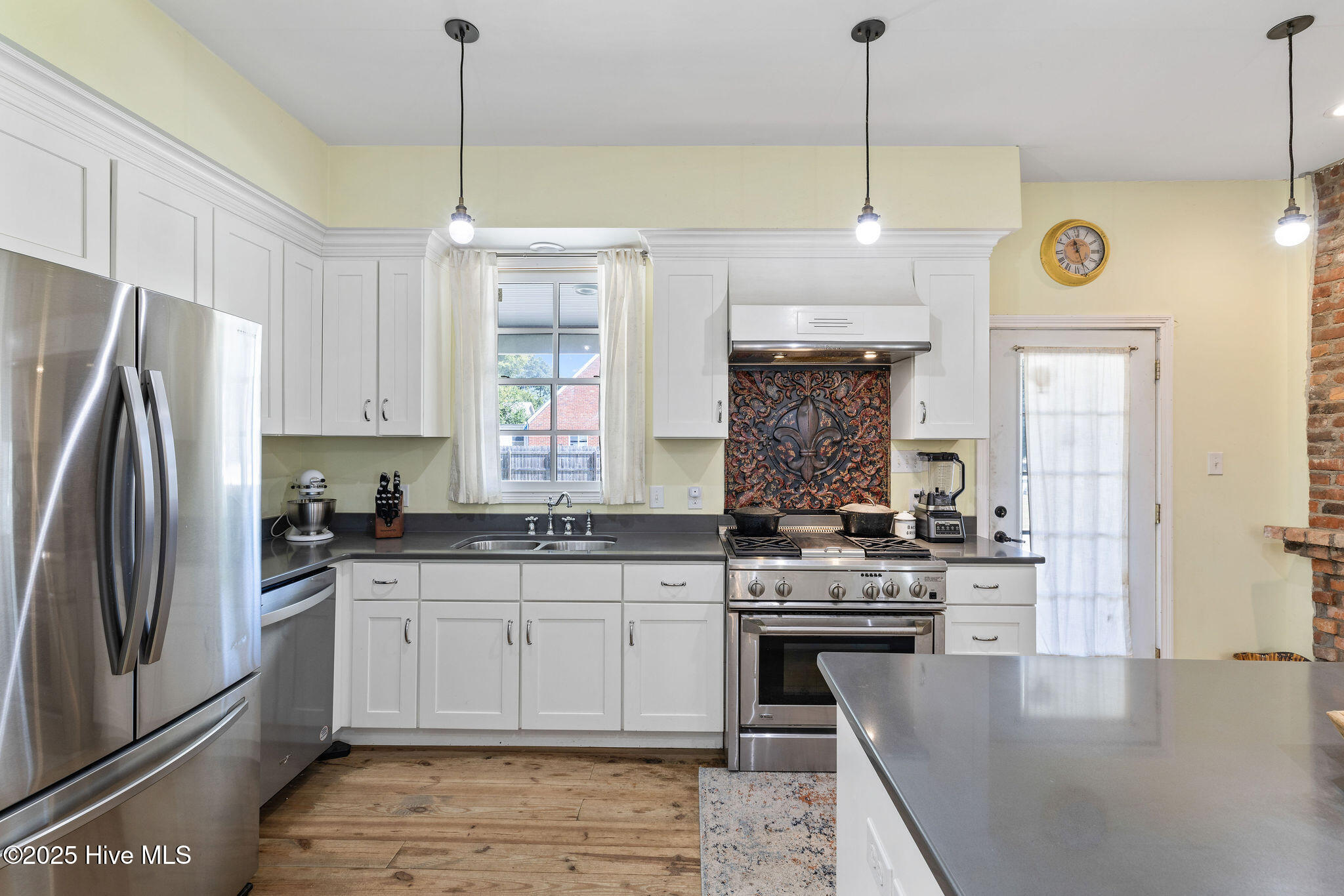 Kitchen with Custom Granite Counters
