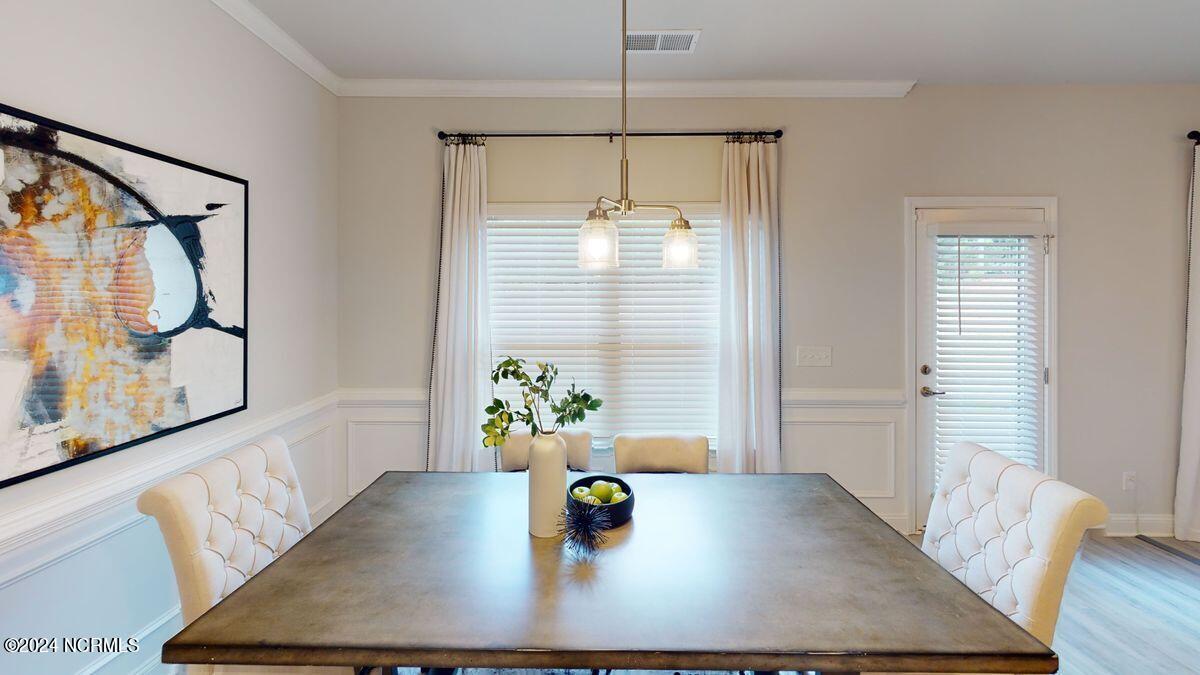 100538142 | Photo 10