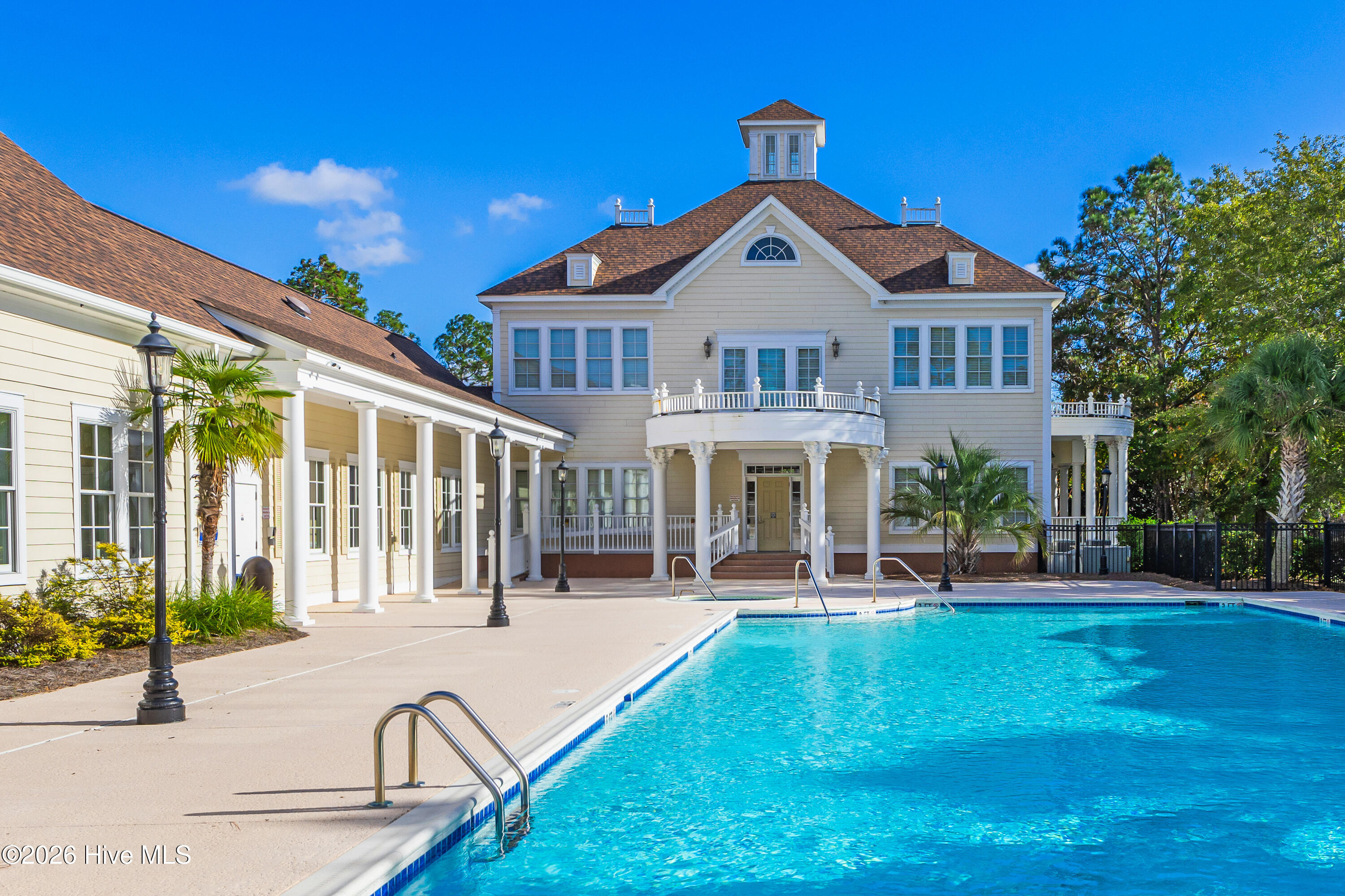 100555548 | Photo 19