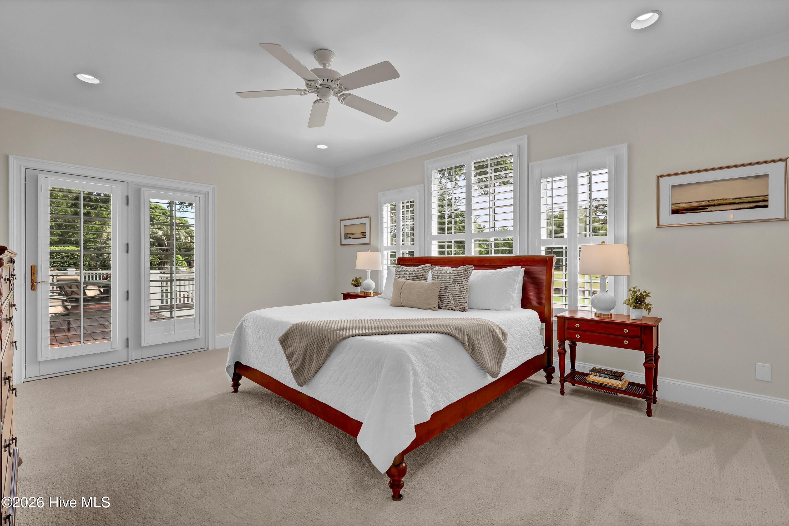 100569370 | Photo 27