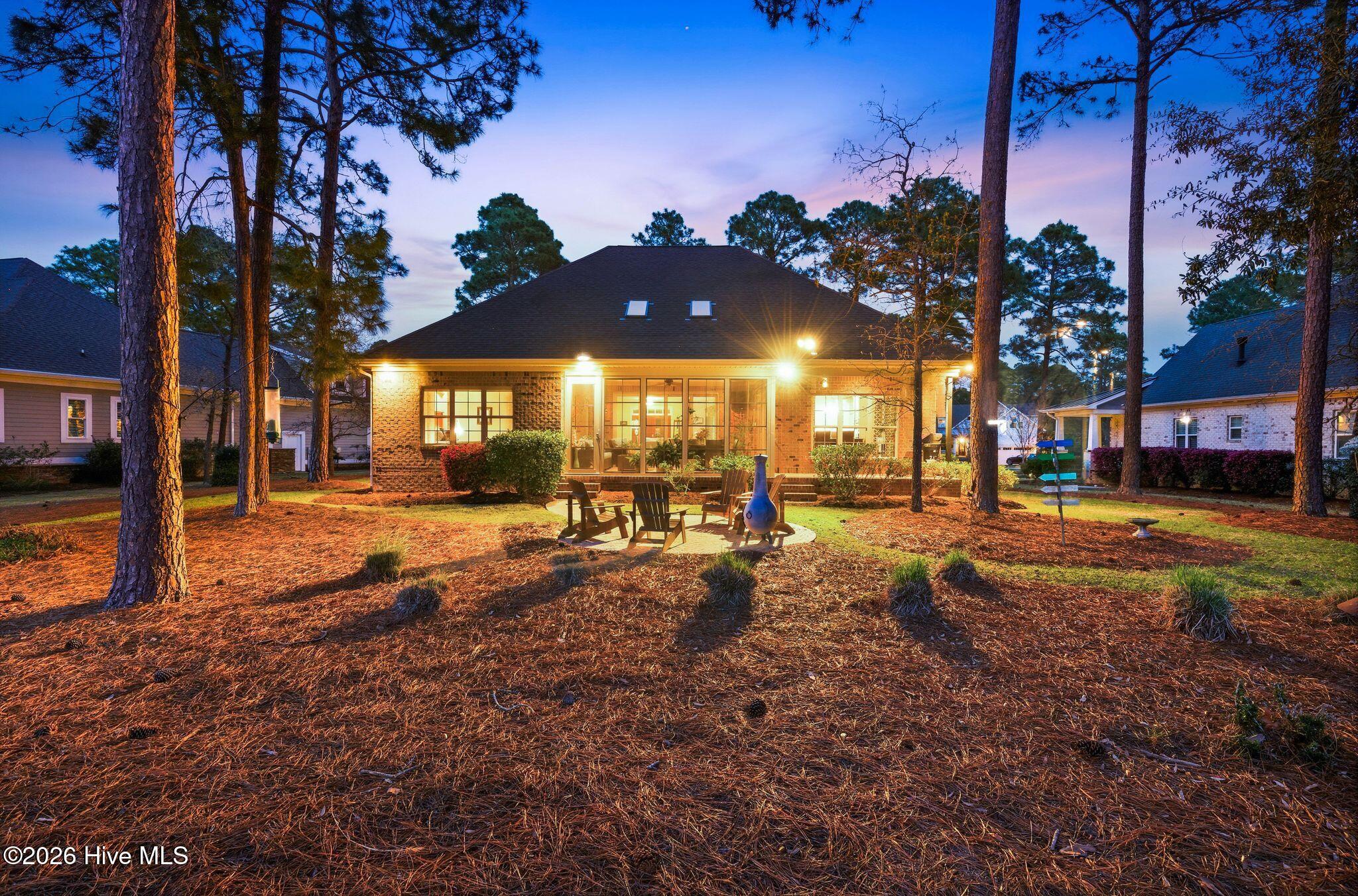 100564432 | Photo 105