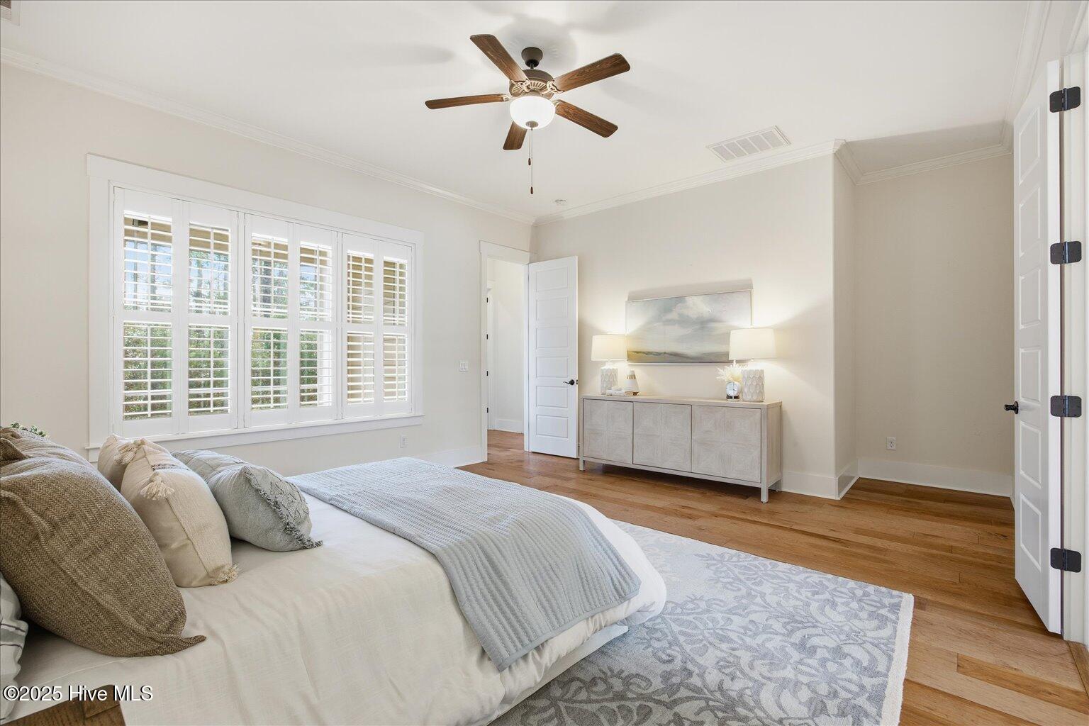 100536924 | Photo 22