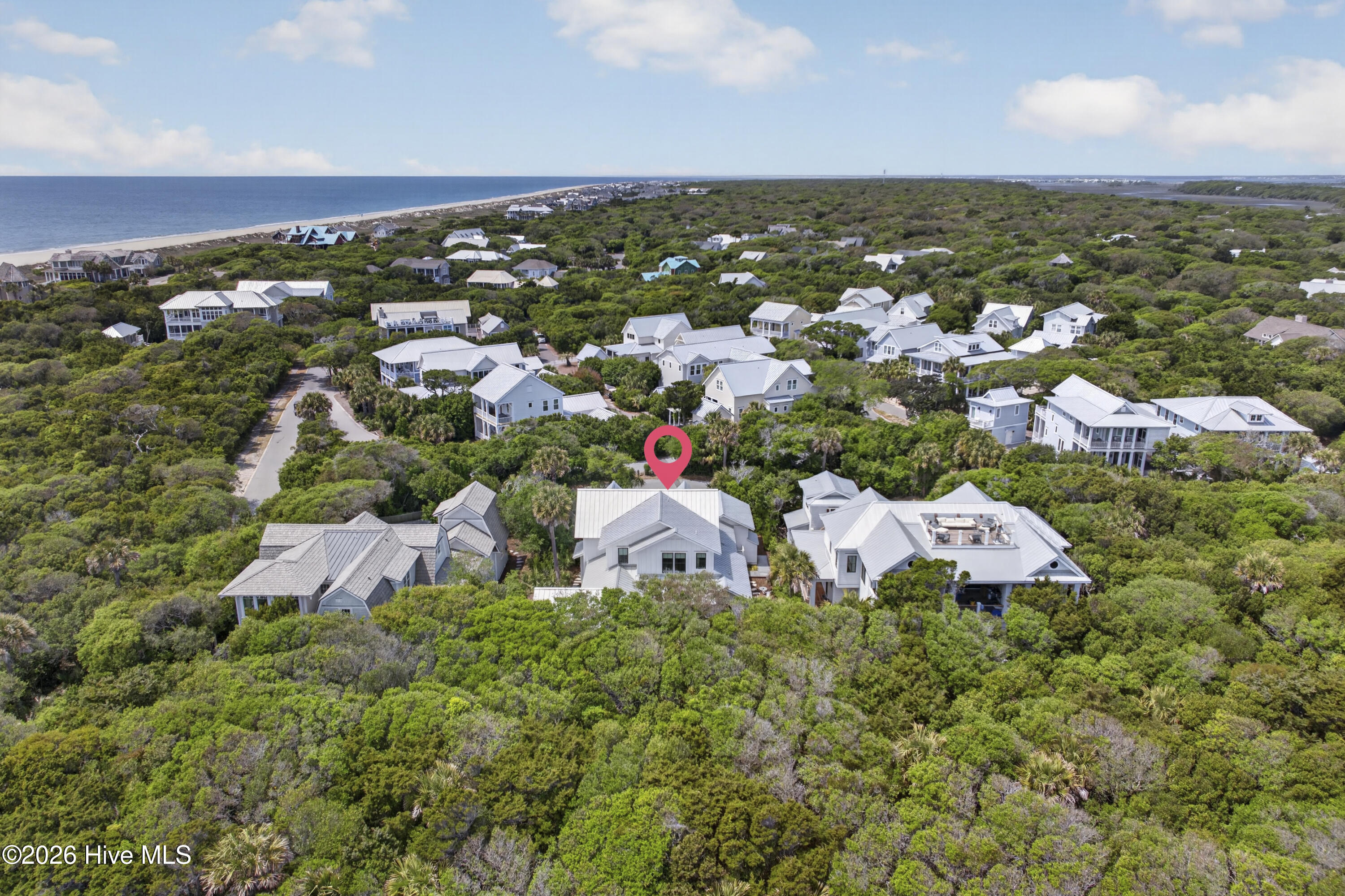 100566186 | Photo 86