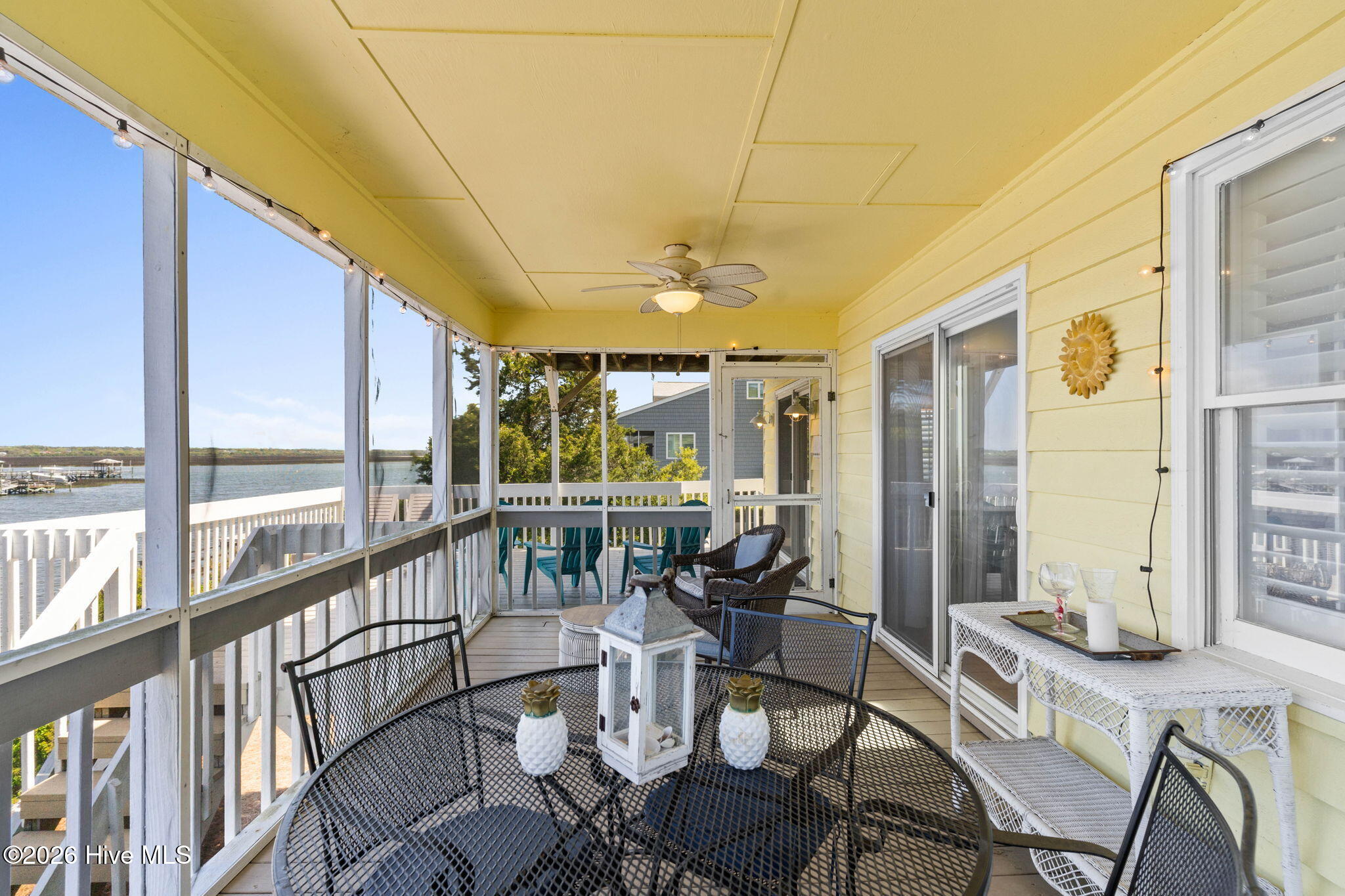 100566537 | Photo 17