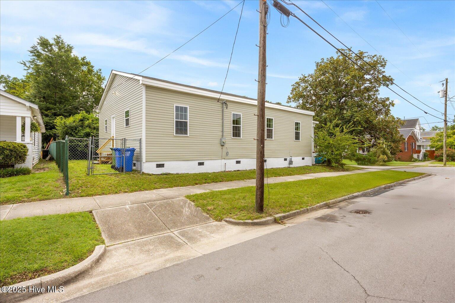 100519380 | Photo 32