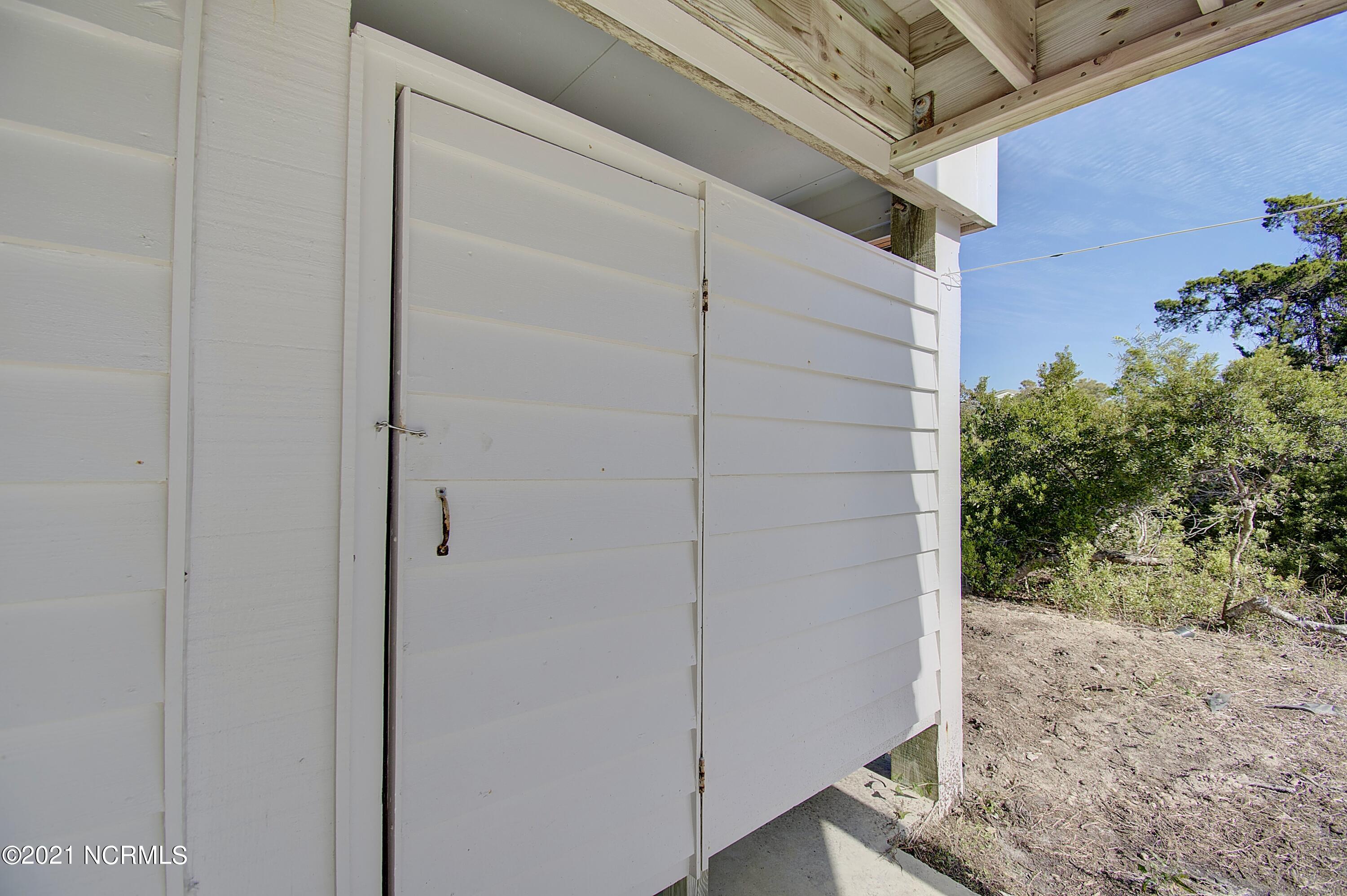 100536702 | Photo 26