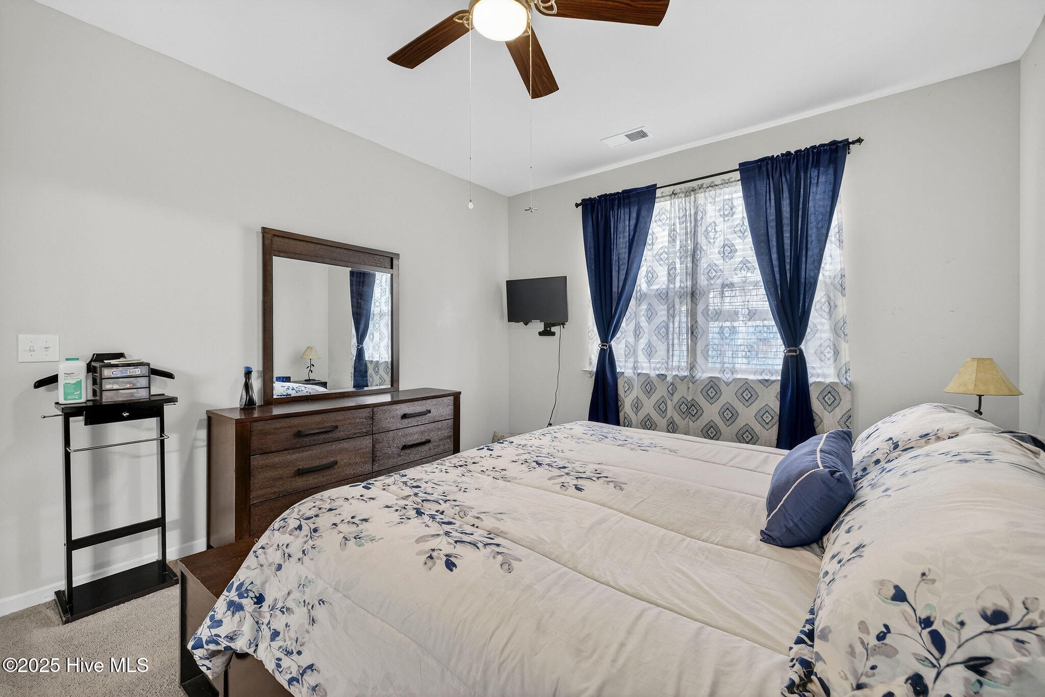 100543614 | Photo 15