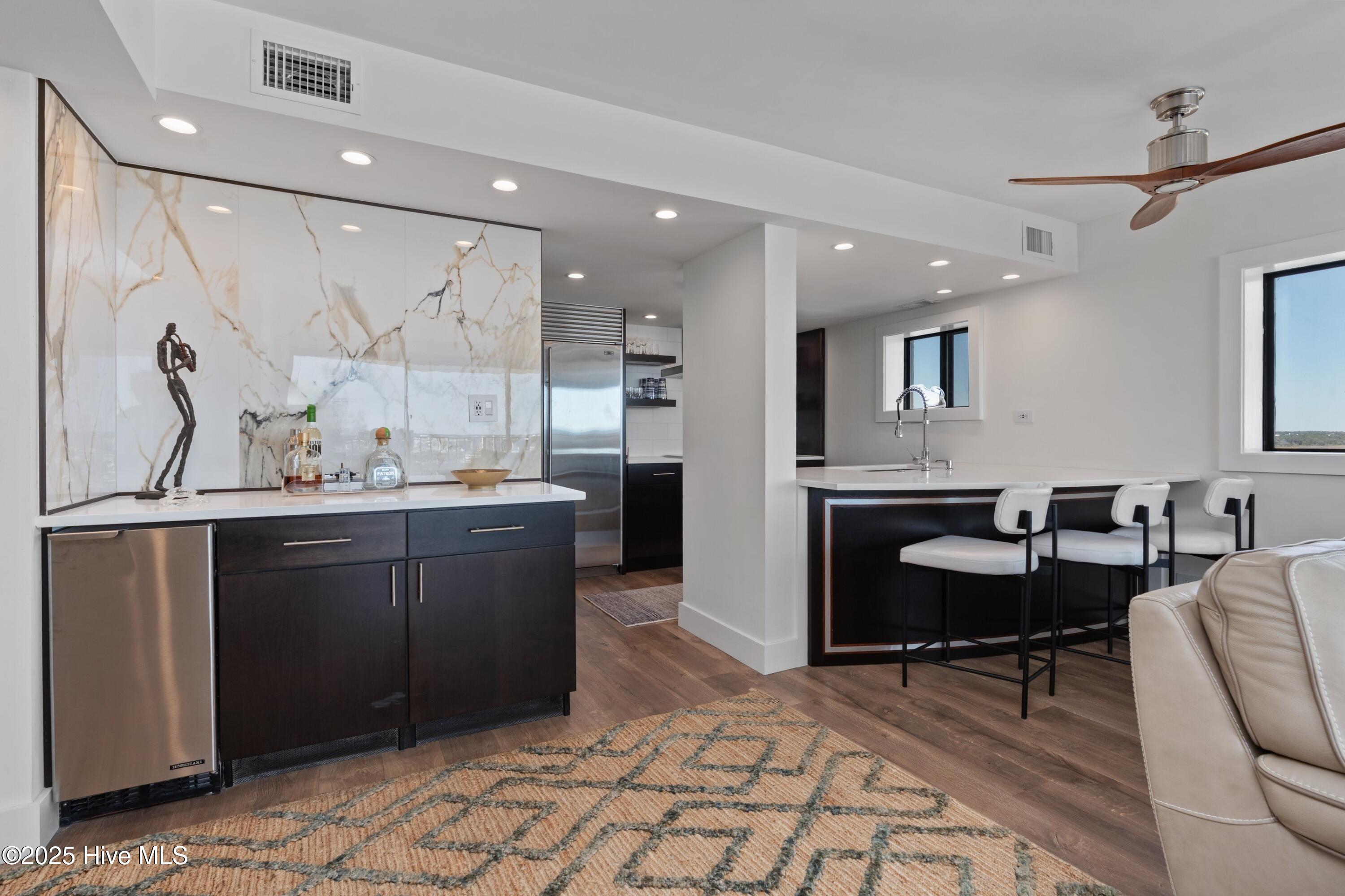 322 Causeway Drive Ste 802, Wrightsville Beach, NC 28480 – photo 7: 020-322CausewayDrive-803-WrightsvilleBea
