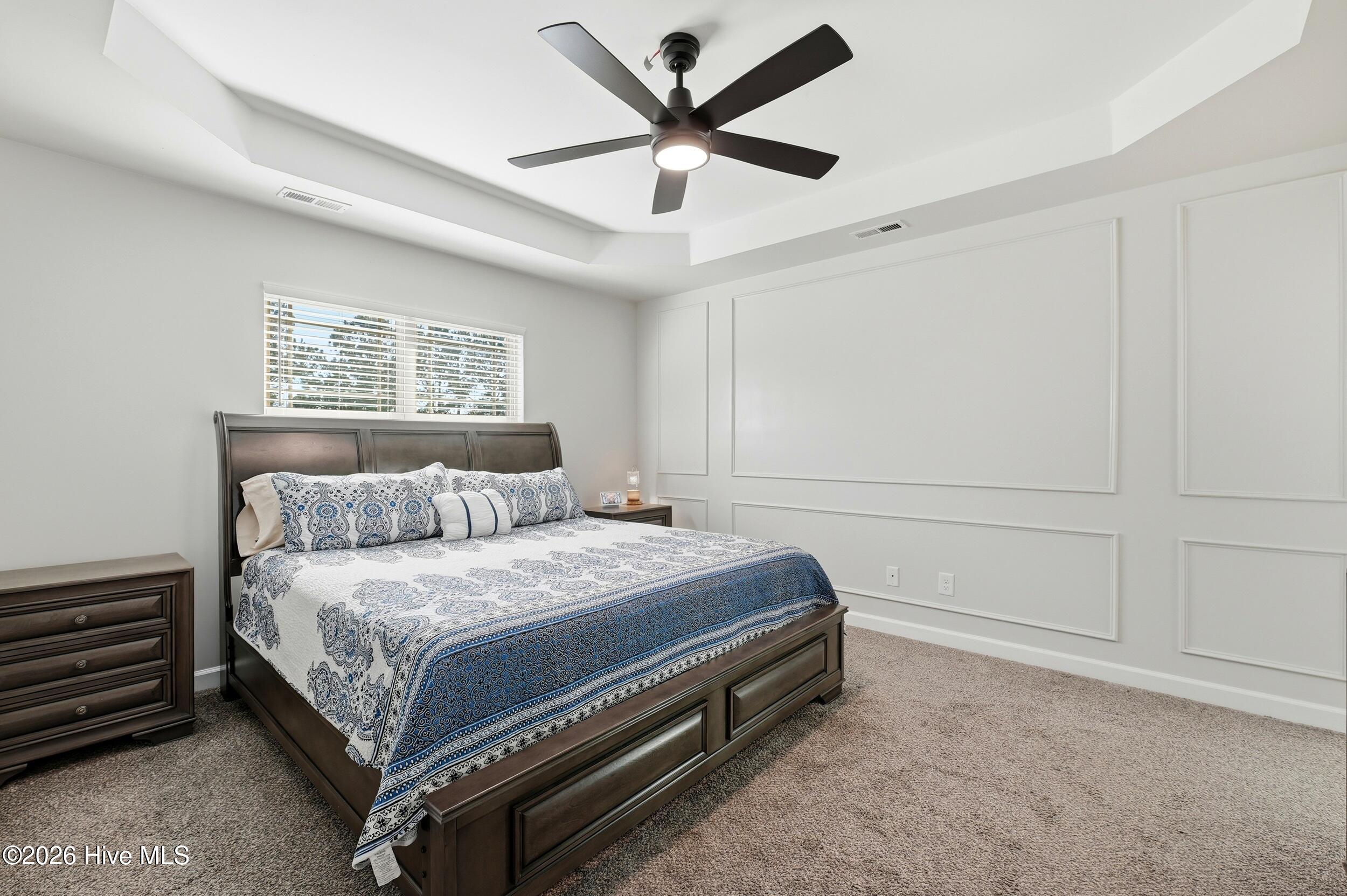 100555090 | Photo 17