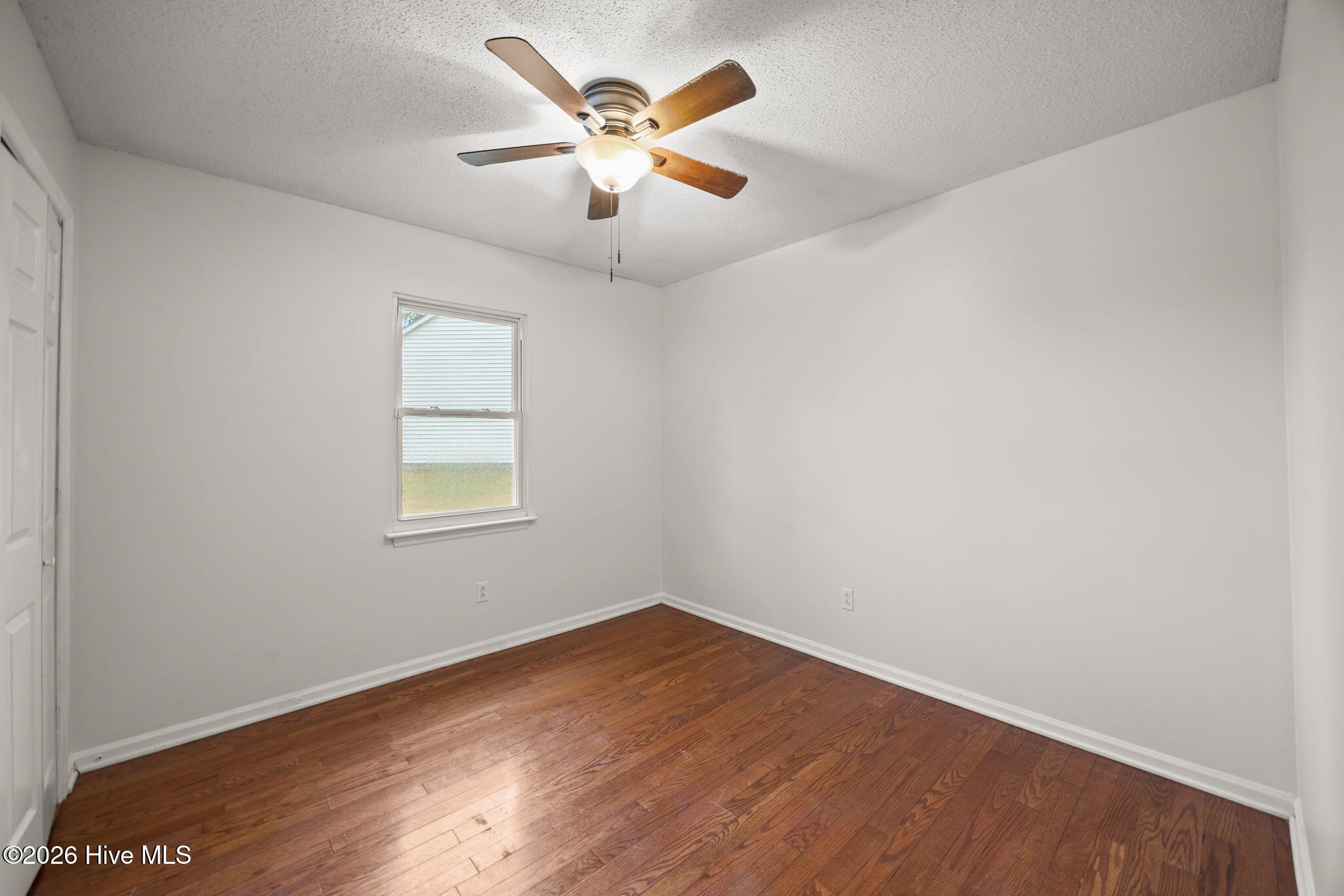 100559460 | Photo 20