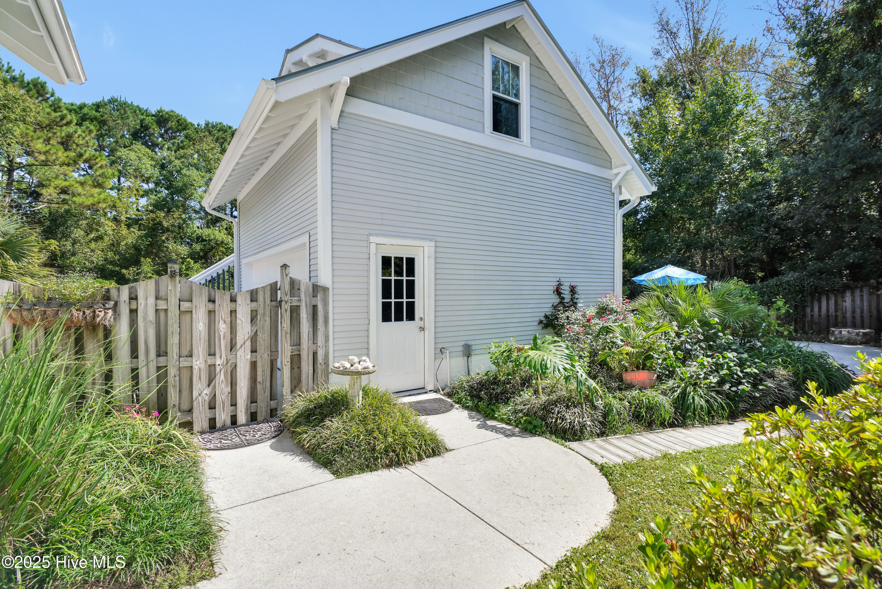 100535392 | Photo 20