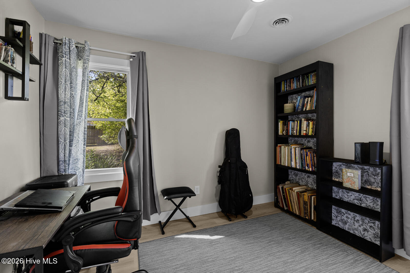 100565644 | Photo 17