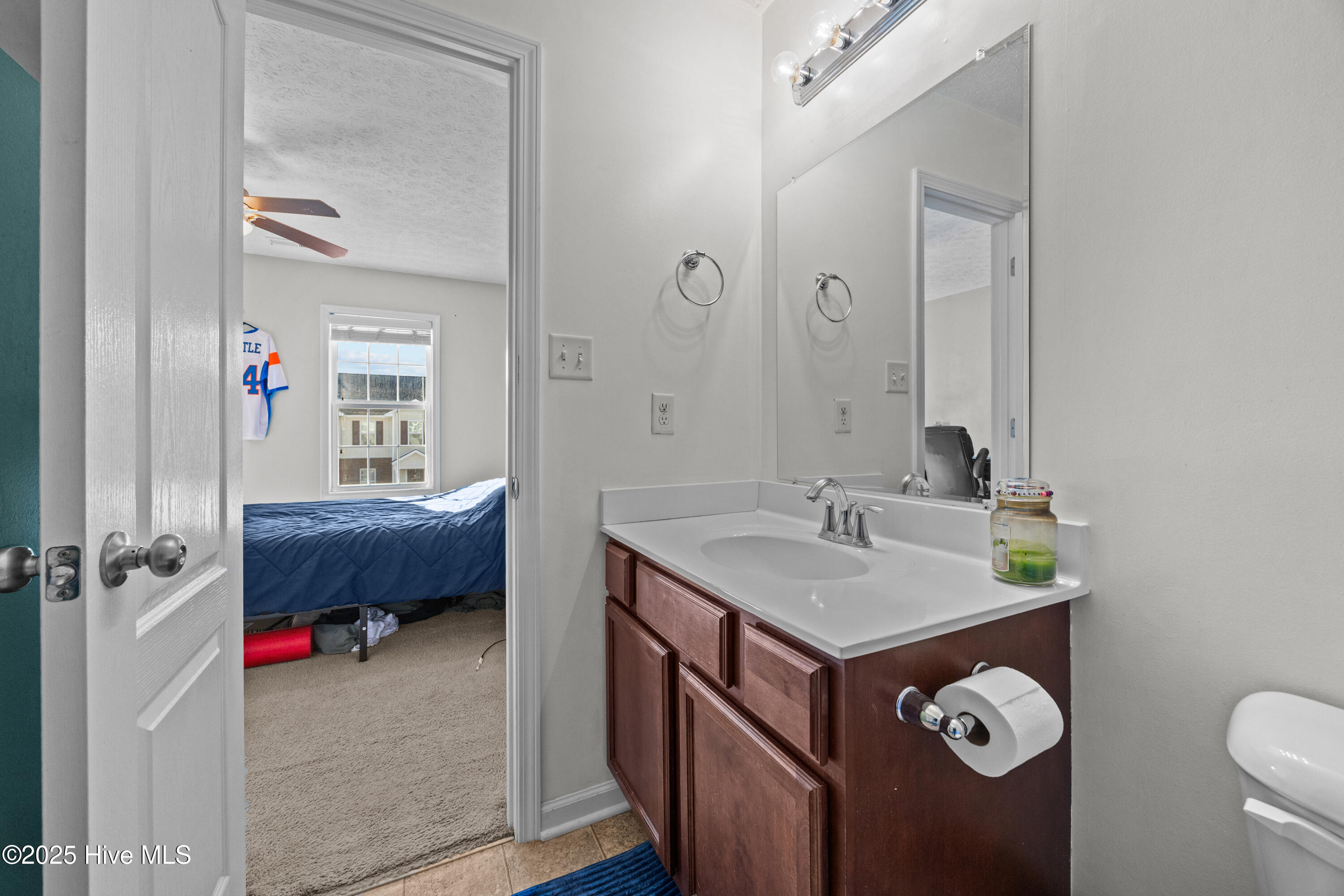 100545796 | Photo 16