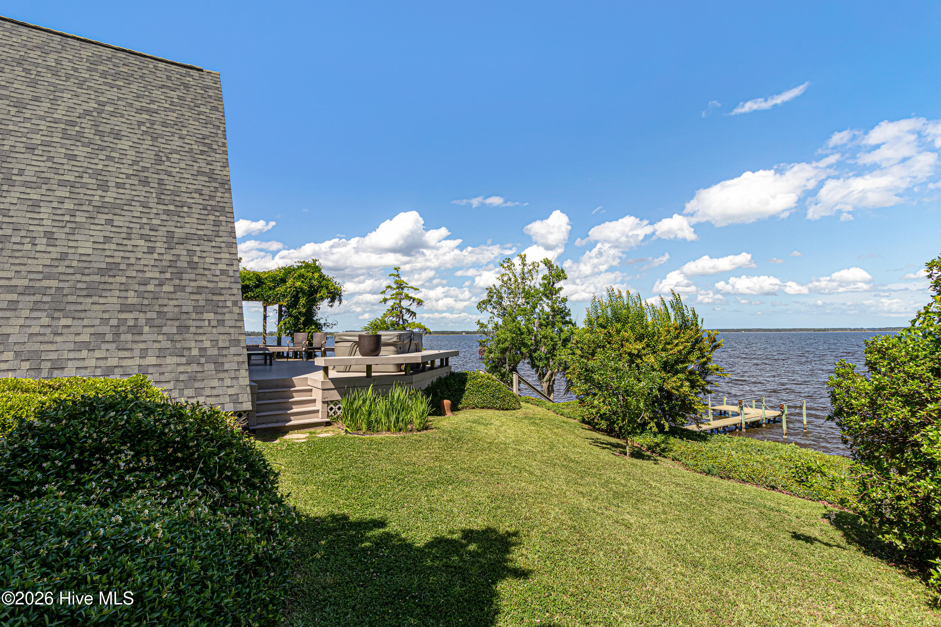 4100 N Rivershore Drive,New Bern