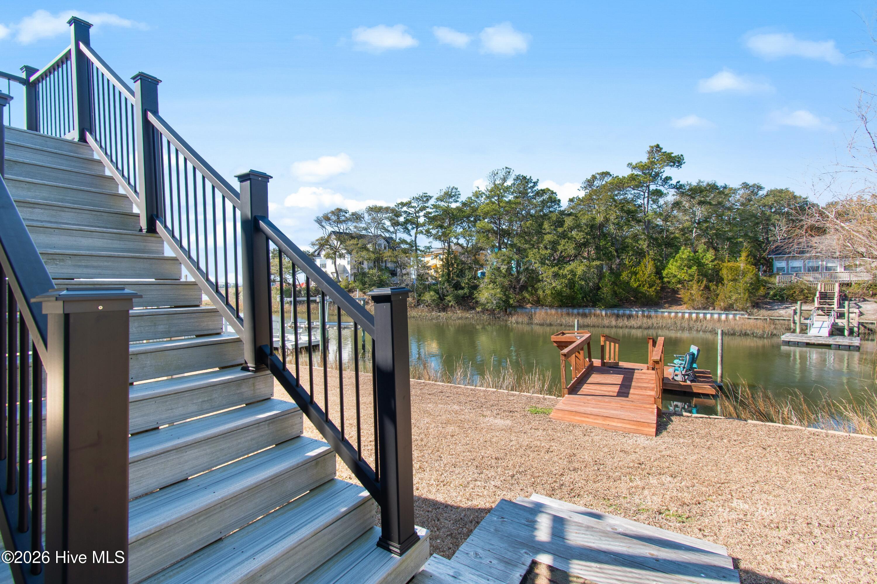 100550998 | Photo 49