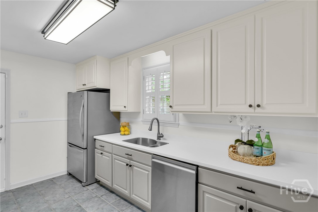 103 E 60th Street