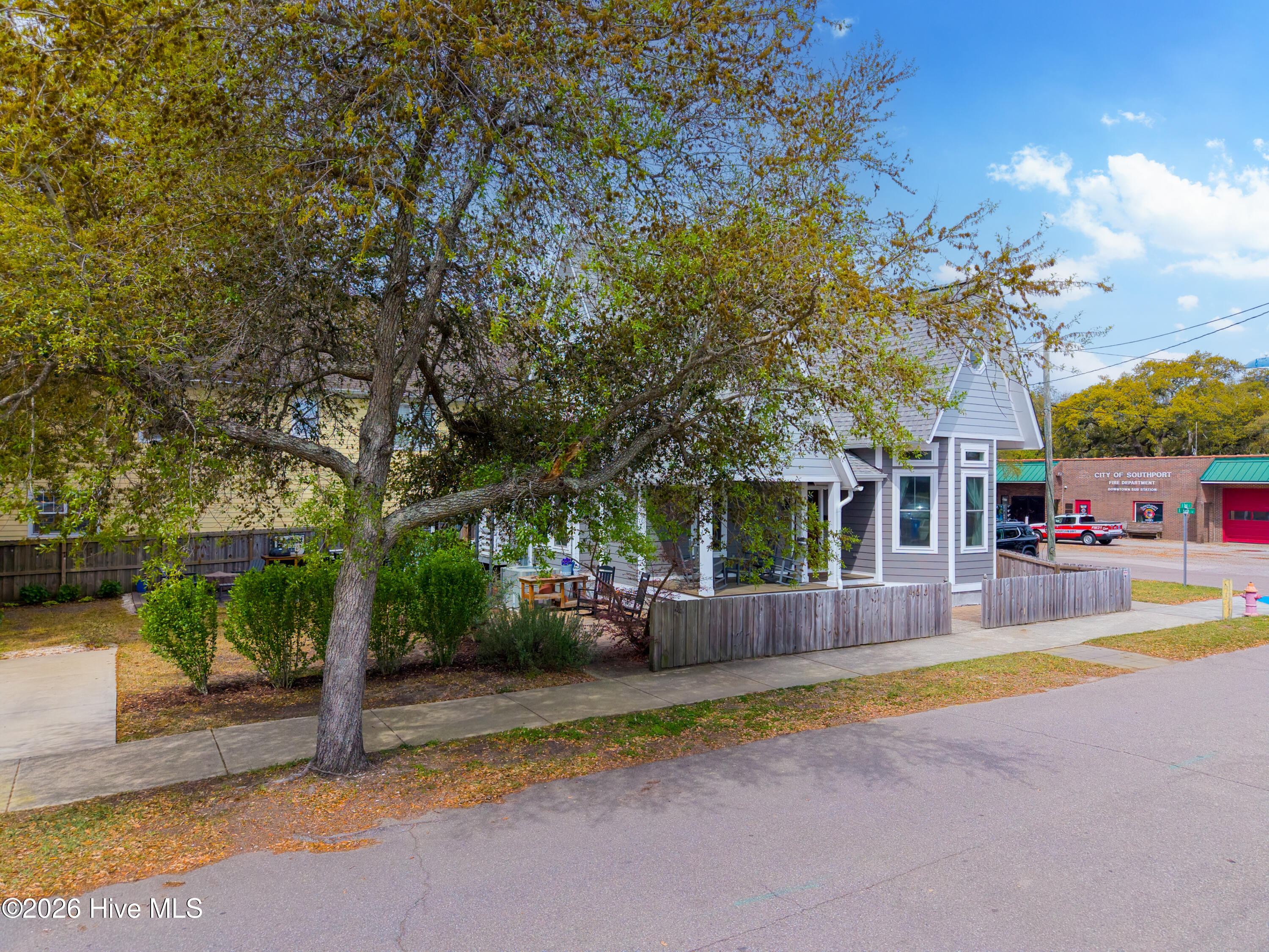 100565818 | Photo 47