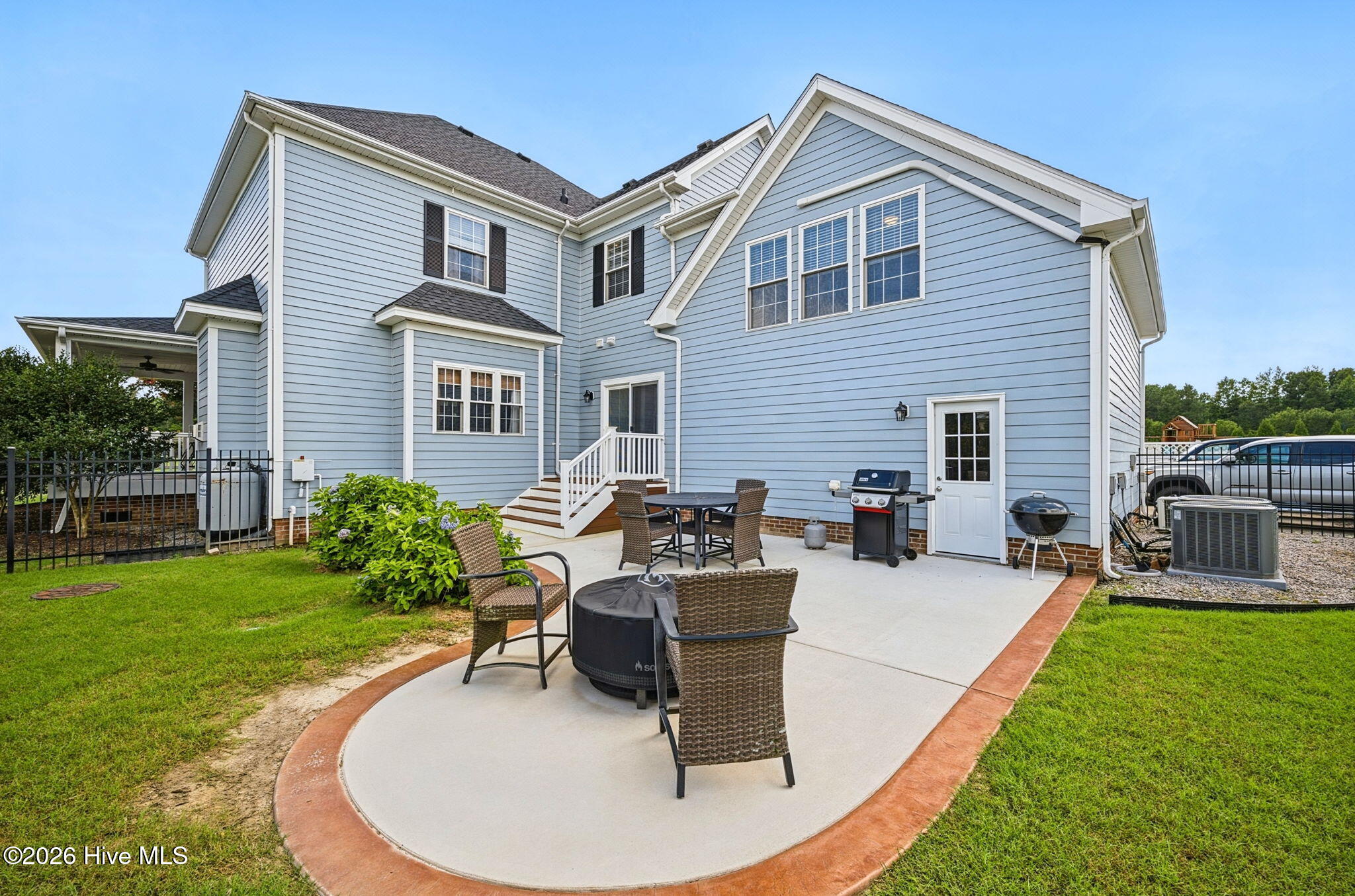 Exterior photo of 102 Blue Heron Cove, Moyock, NC 27958. MLS: 100598273