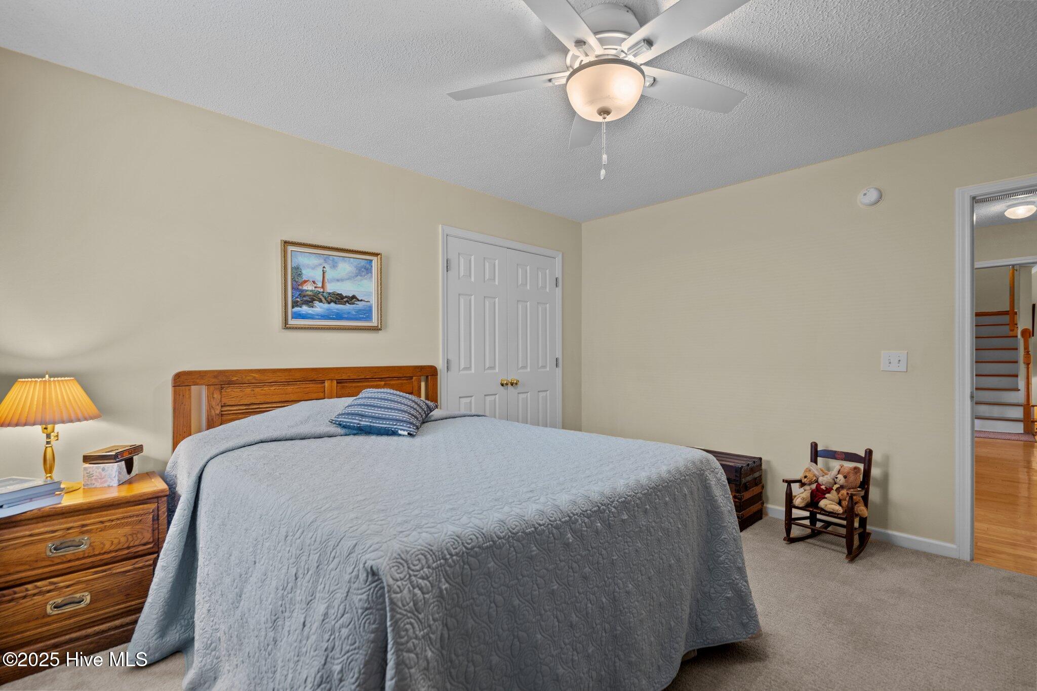 100515832 | Photo 38