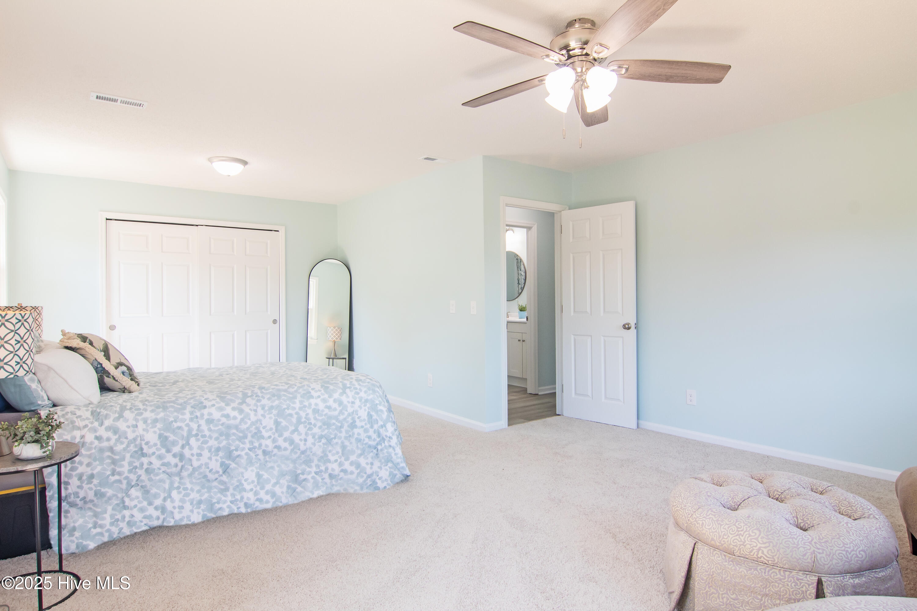 100529412 | Photo 23