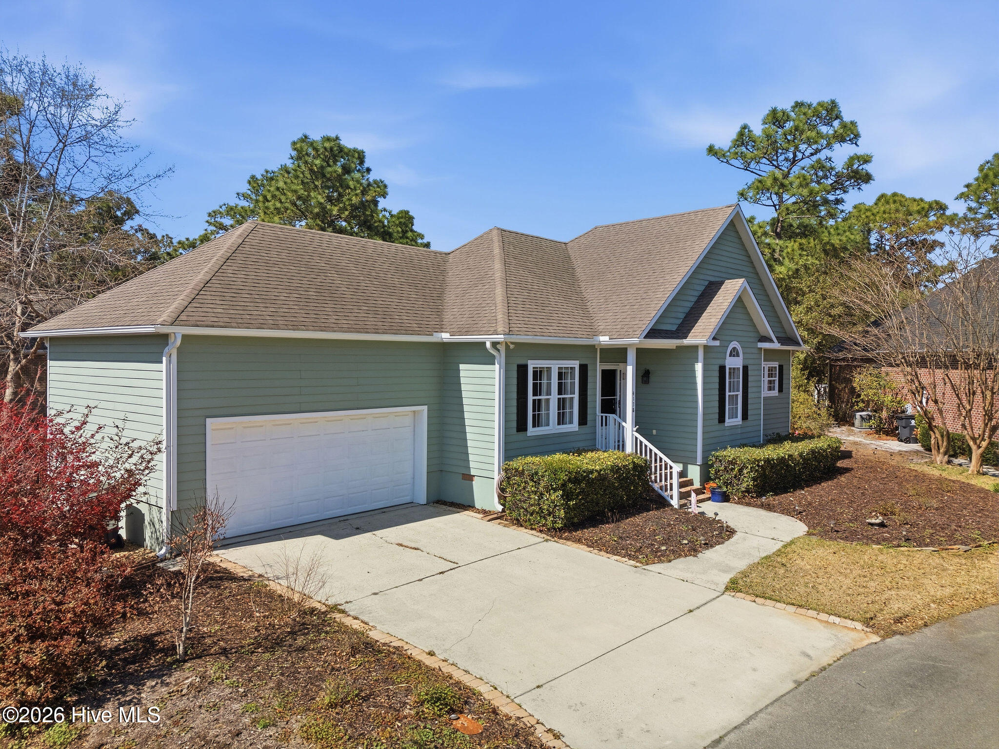 100560993 | Photo 34