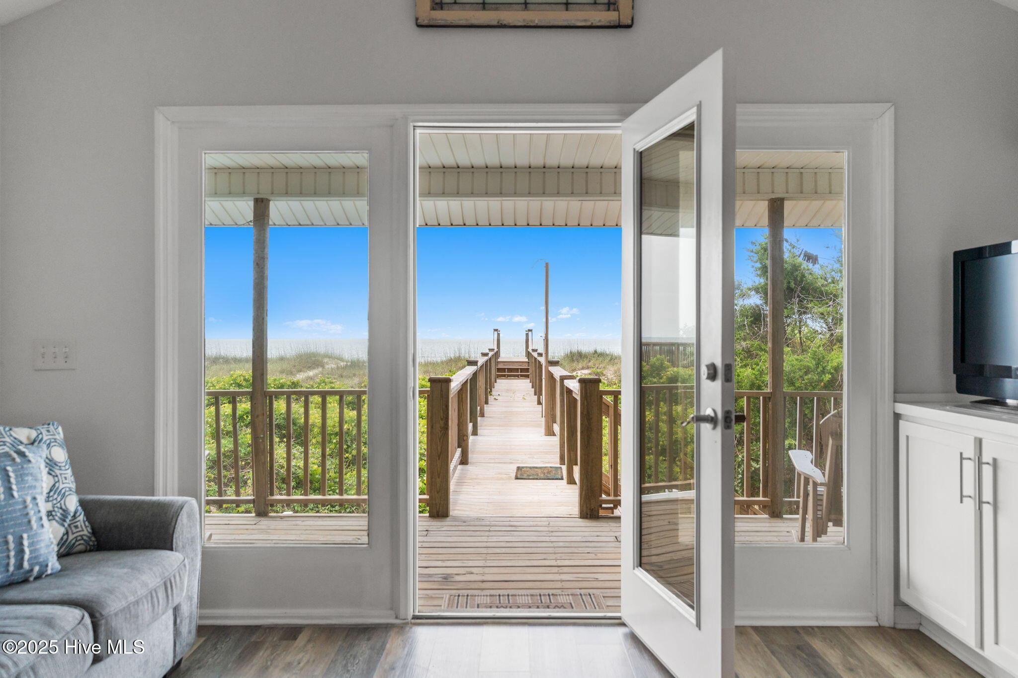 1081 Ocean Boulevard W, Holden Beach, NC 28462 – photo 13: 1081 Ocean Blvd West