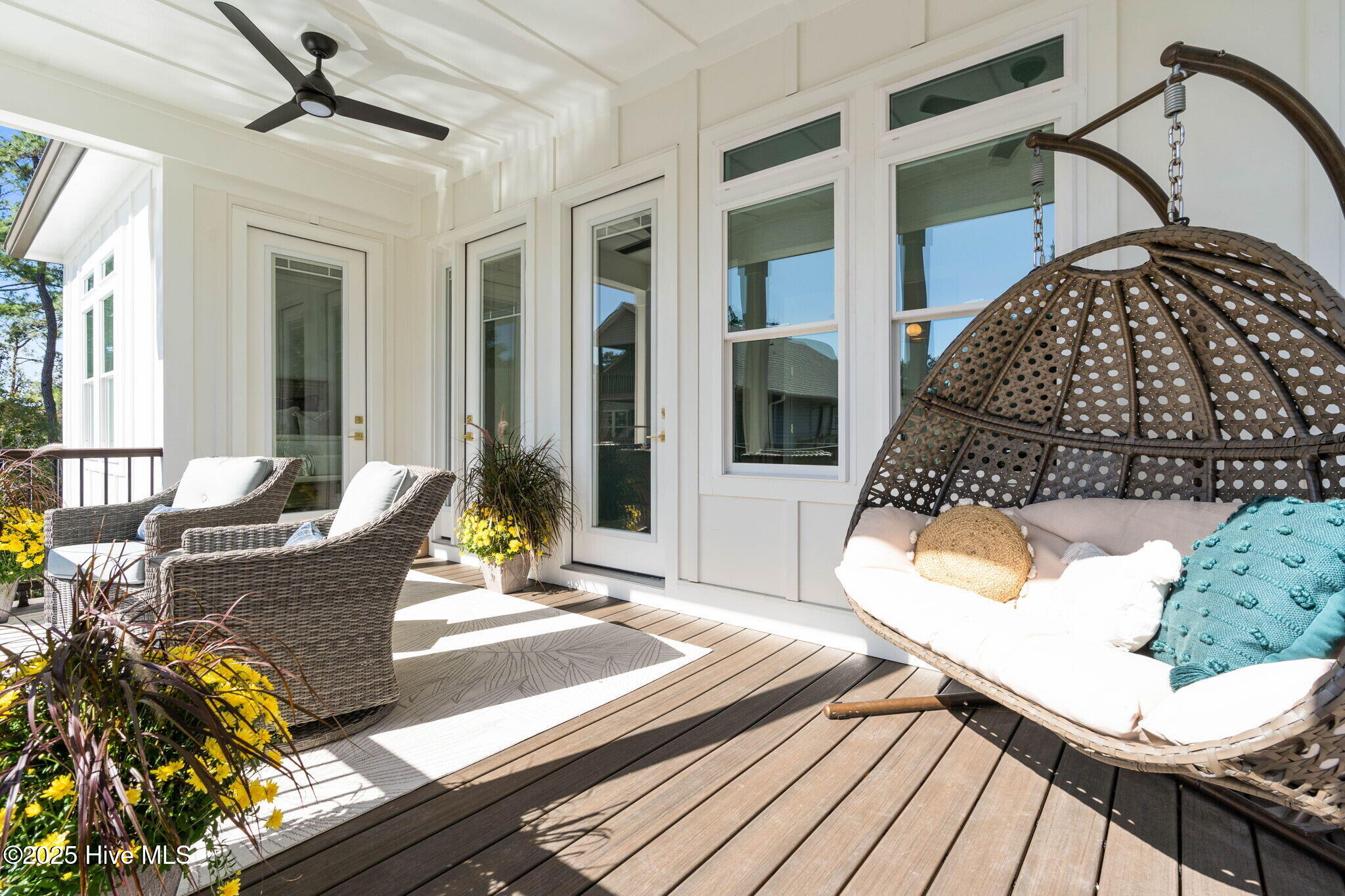 100516902 | Photo 99