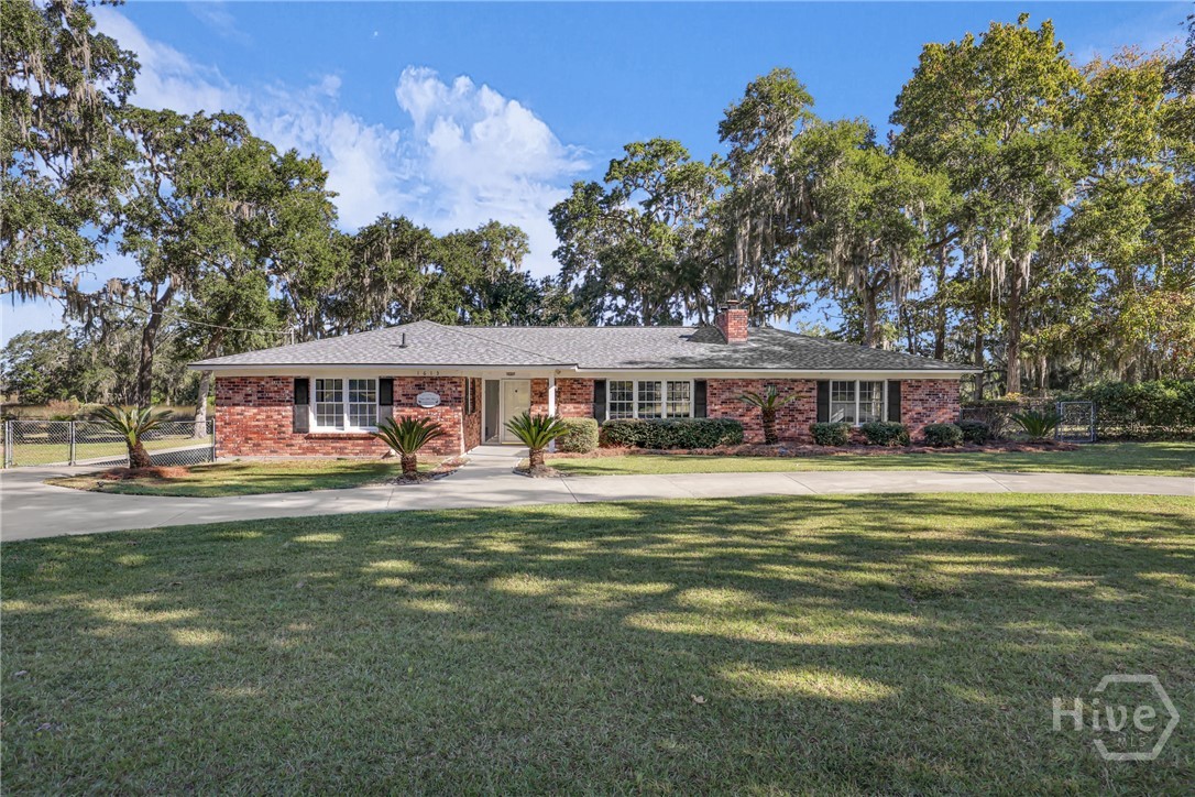 Homes for sale in Midway, GA | 1613 Lake Dr, Midway, GA 31320 | MLS# SA342915