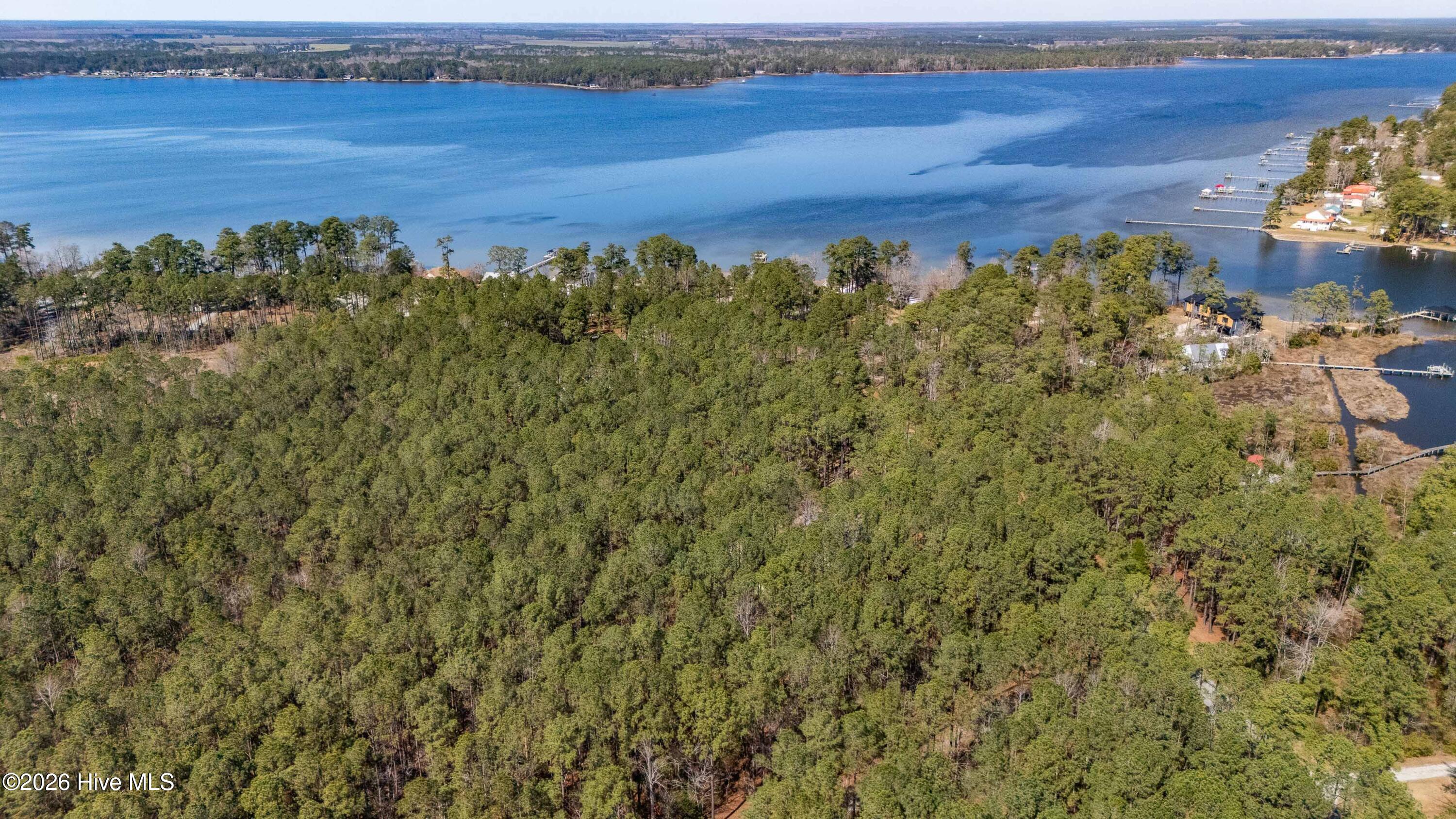 427 Bay Shores Road,Merritt
