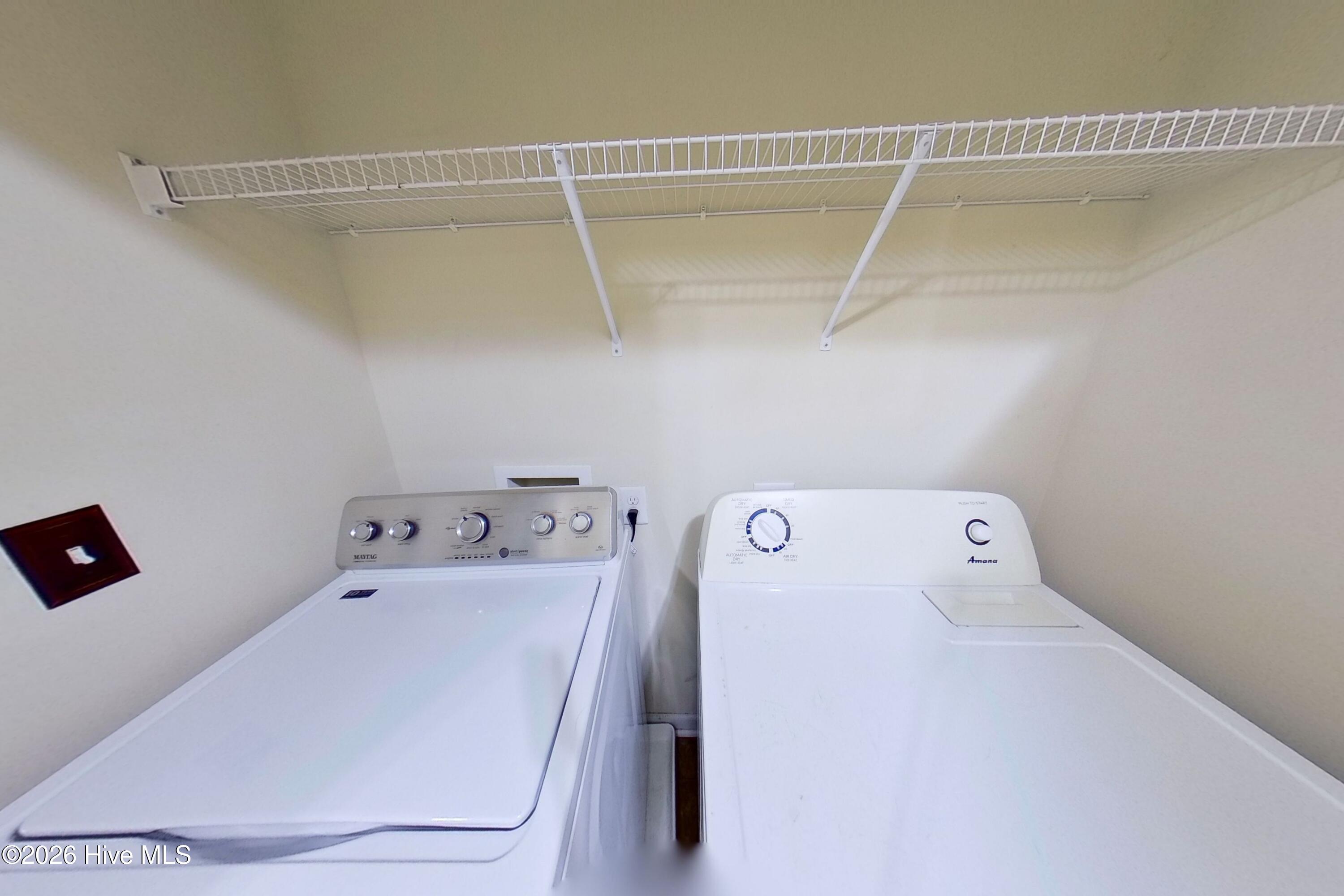 100554824 | Photo 14