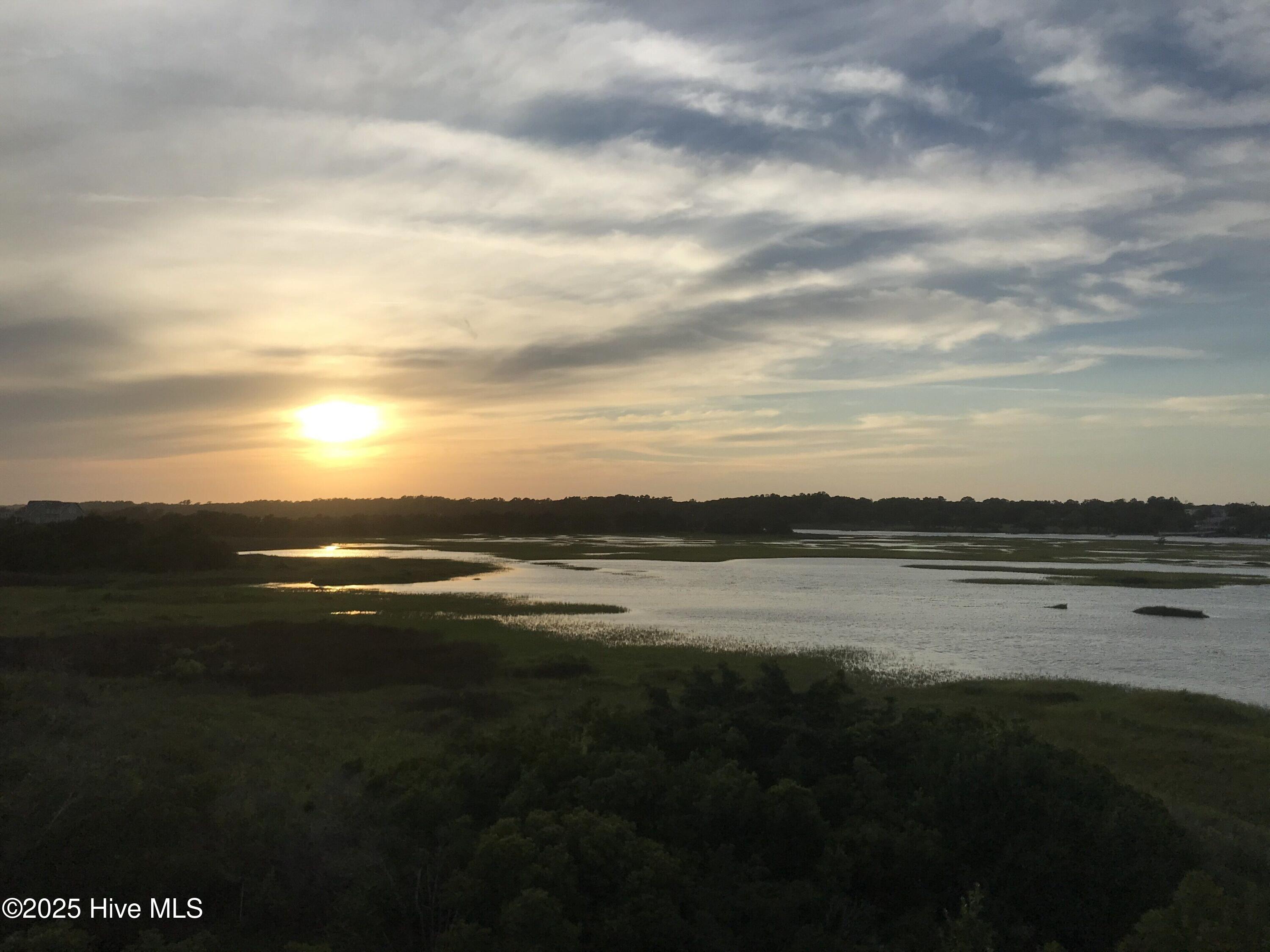 100515764 | Photo 44