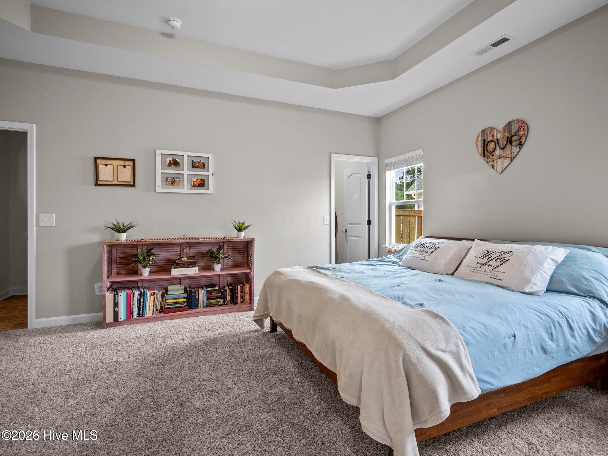 100561868 | Photo 29