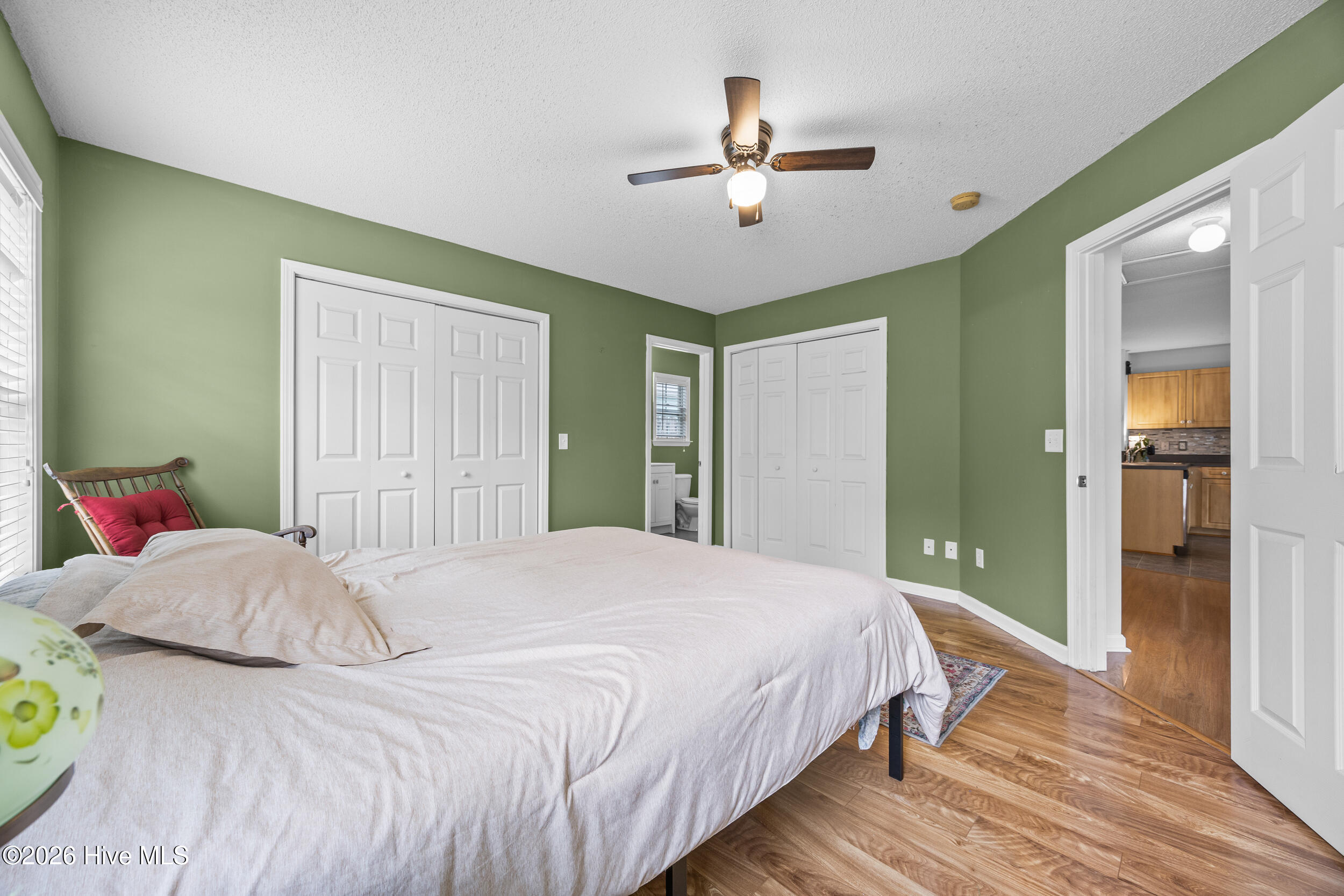 100559991 | Photo 16