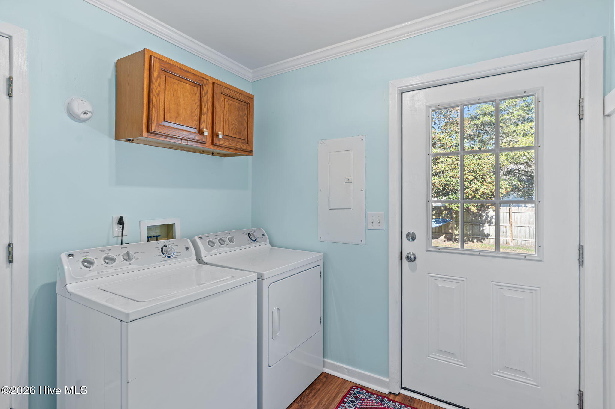 100557804 | Photo 25